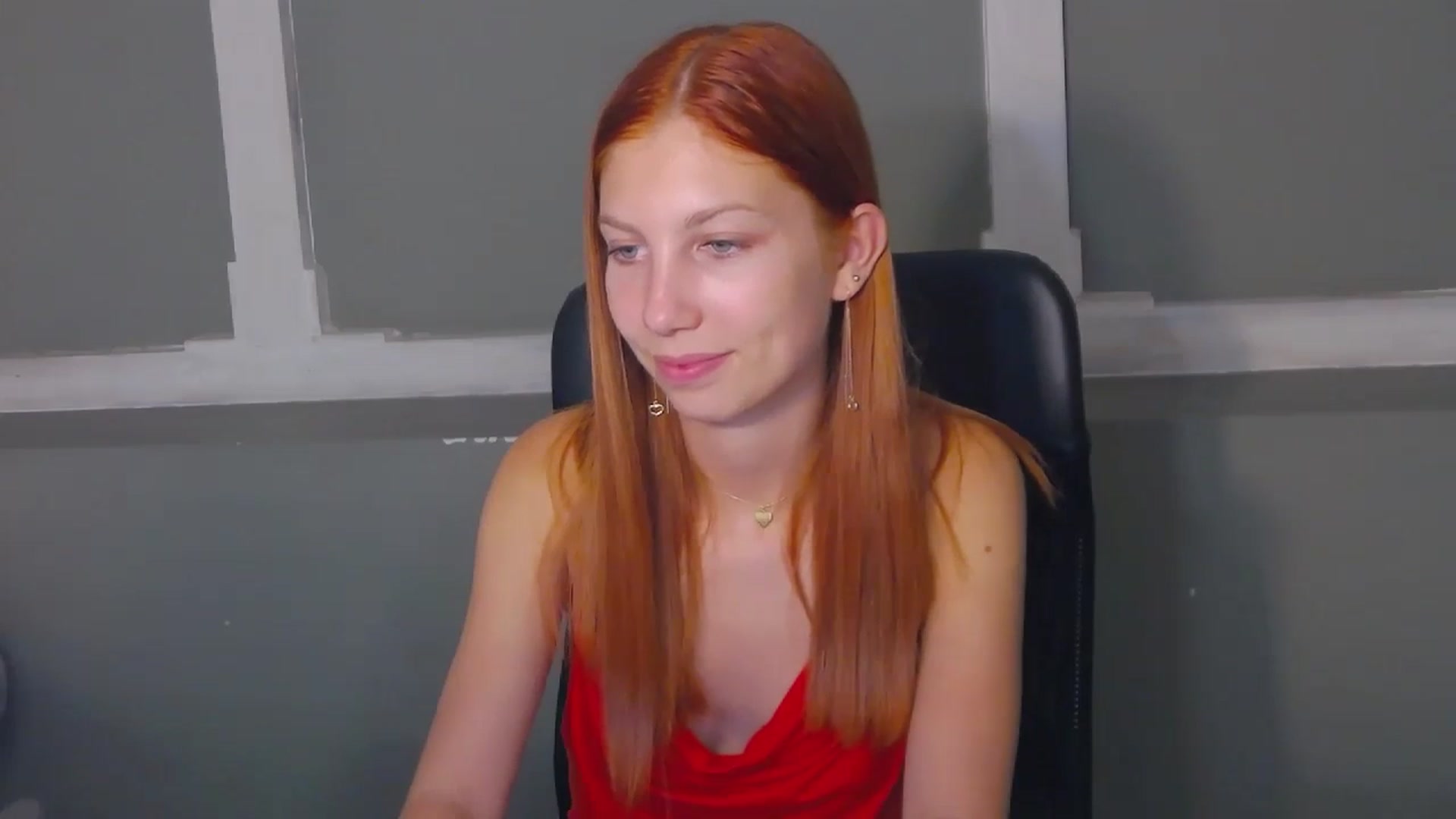 Gallery image thumbnail from Yasemina's myfreecams stream on, 08/11/2024, 02:03 image 19 of 20