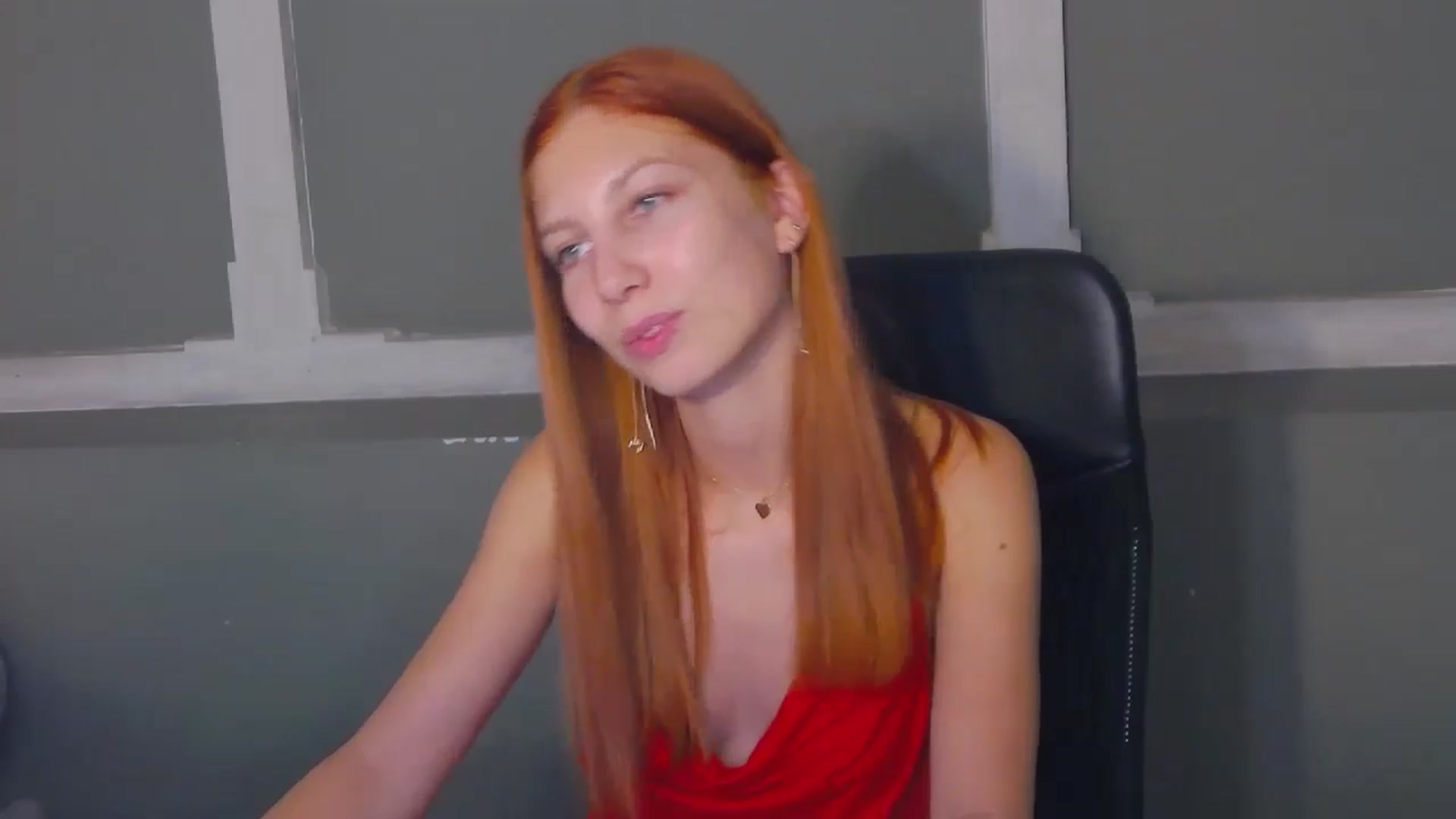 Gallery image thumbnail from Yasemina's myfreecams stream on, 08/11/2024, 02:03 image 13 of 20
