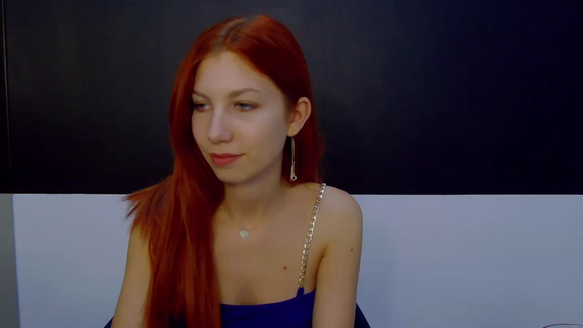 Gallery image thumbnail from Yasemina's myfreecams stream on, 10/25/2024, 24:37 image 15 of 20