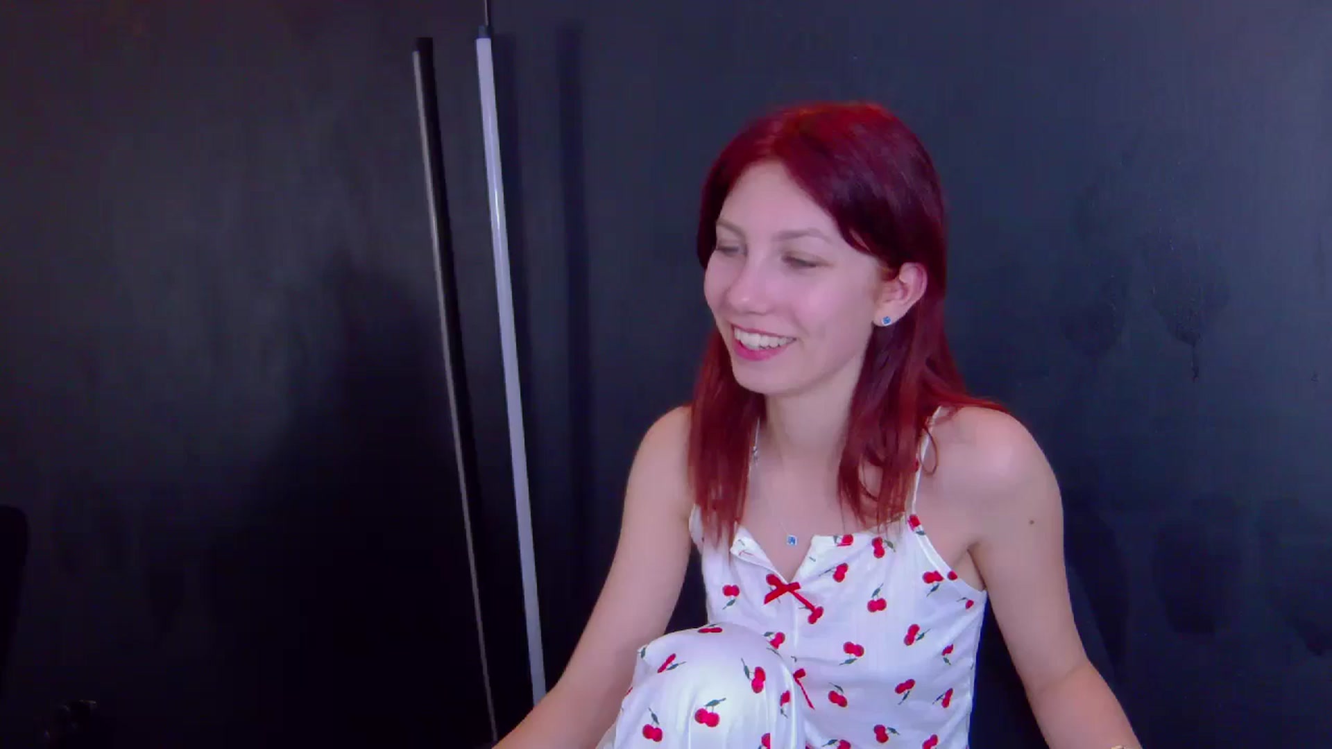 Gallery image thumbnail from Yasemina's myfreecams stream on, 04/28/2025, 24:57 image 1 of 20