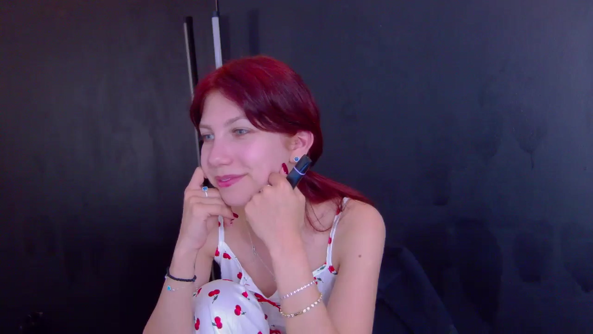 Gallery image thumbnail from Yasemina's myfreecams stream on, 04/28/2025, 24:57 image 8 of 20