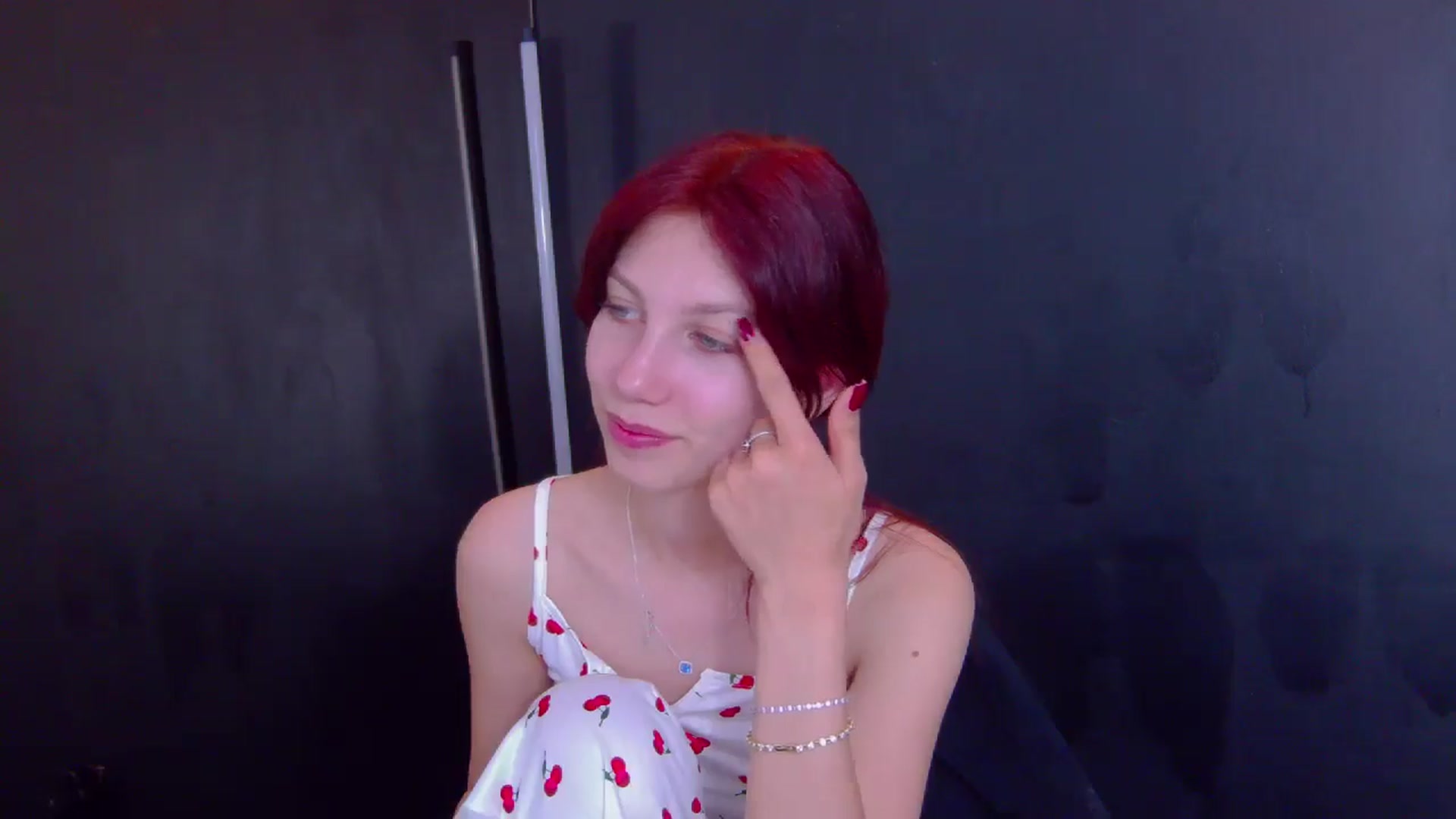 Gallery image thumbnail from Yasemina's myfreecams stream on, 04/28/2025, 24:57 image 11 of 20