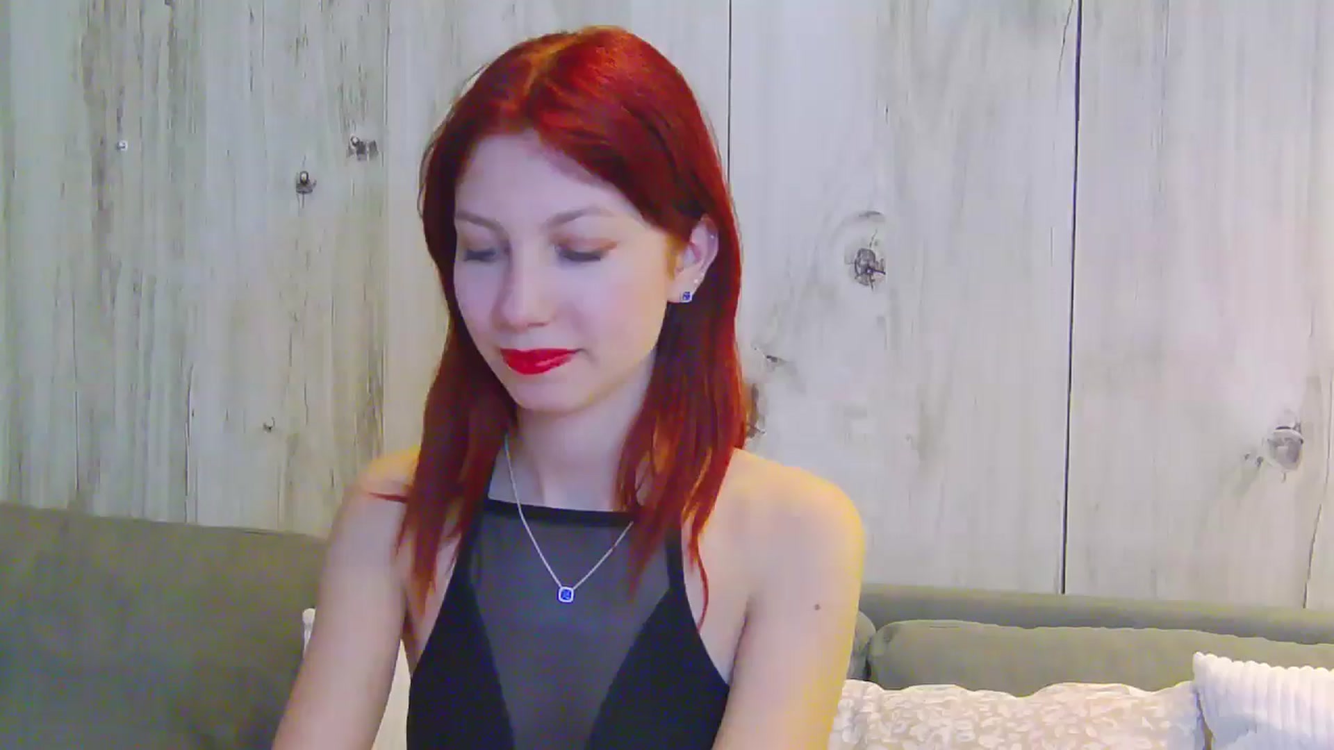 Gallery image thumbnail from Yasemina's myfreecams stream on, 04/29/2025, 24:06 image 15 of 20