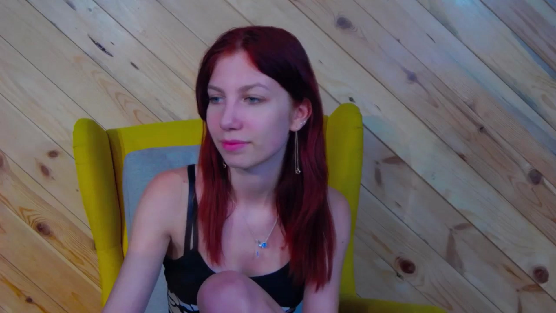 Gallery image thumbnail from Yasemina's myfreecams stream on, 05/12/2025, 24:03 image 10 of 20