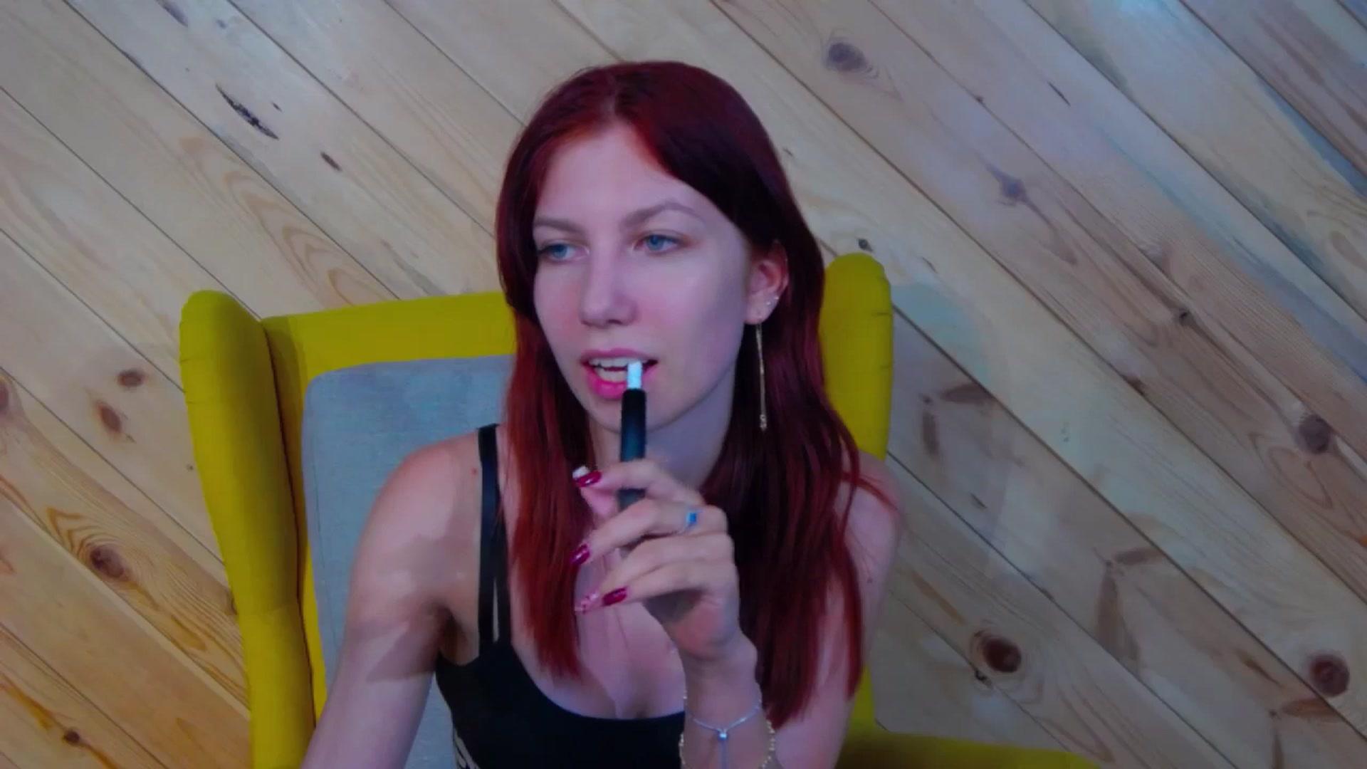 Gallery image thumbnail from Yasemina's myfreecams stream on, 05/12/2025, 24:03 image 14 of 20