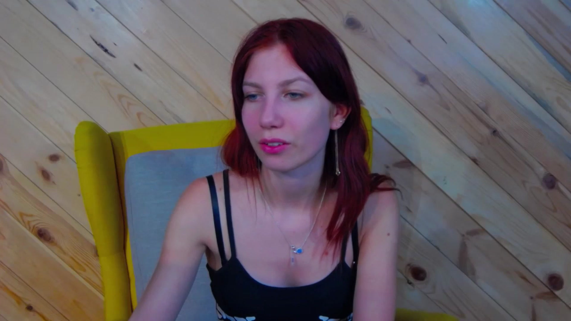 Gallery image thumbnail from Yasemina's myfreecams stream on, 05/12/2025, 24:41 image 20 of 20