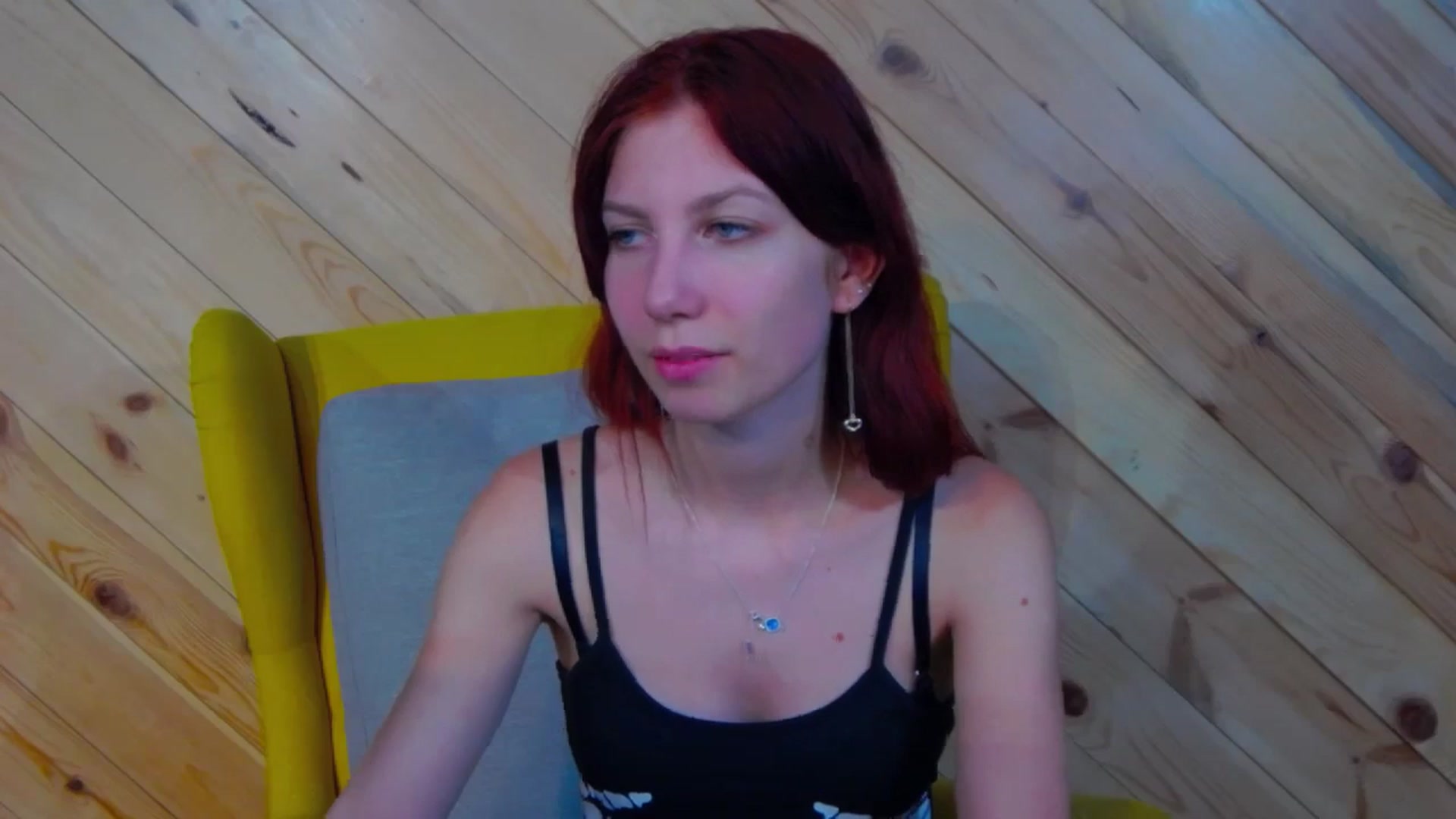 Gallery image thumbnail from Yasemina's myfreecams stream on, 05/12/2025, 24:41 image 17 of 20
