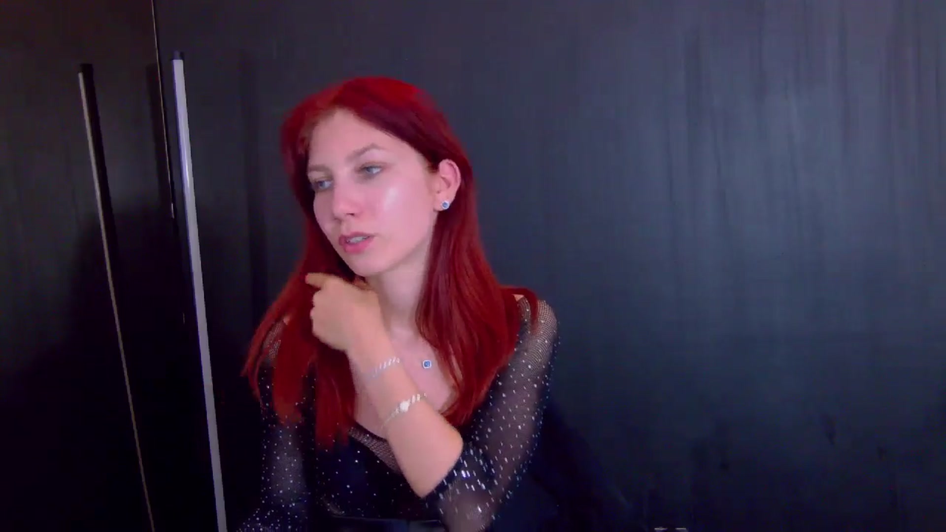 Gallery image thumbnail from Yasemina's myfreecams stream on, 05/20/2025, 01:13 image 5 of 20