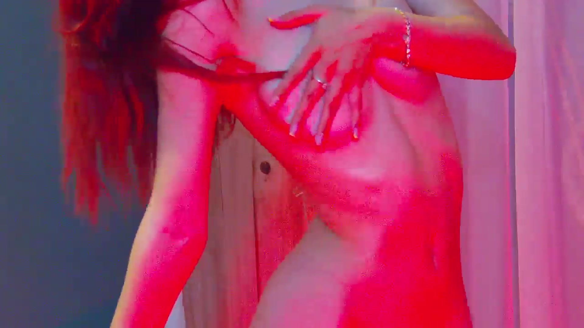 Gallery image thumbnail from Yasemina's myfreecams stream on, 06/05/2025, 24:08 image 6 of 20