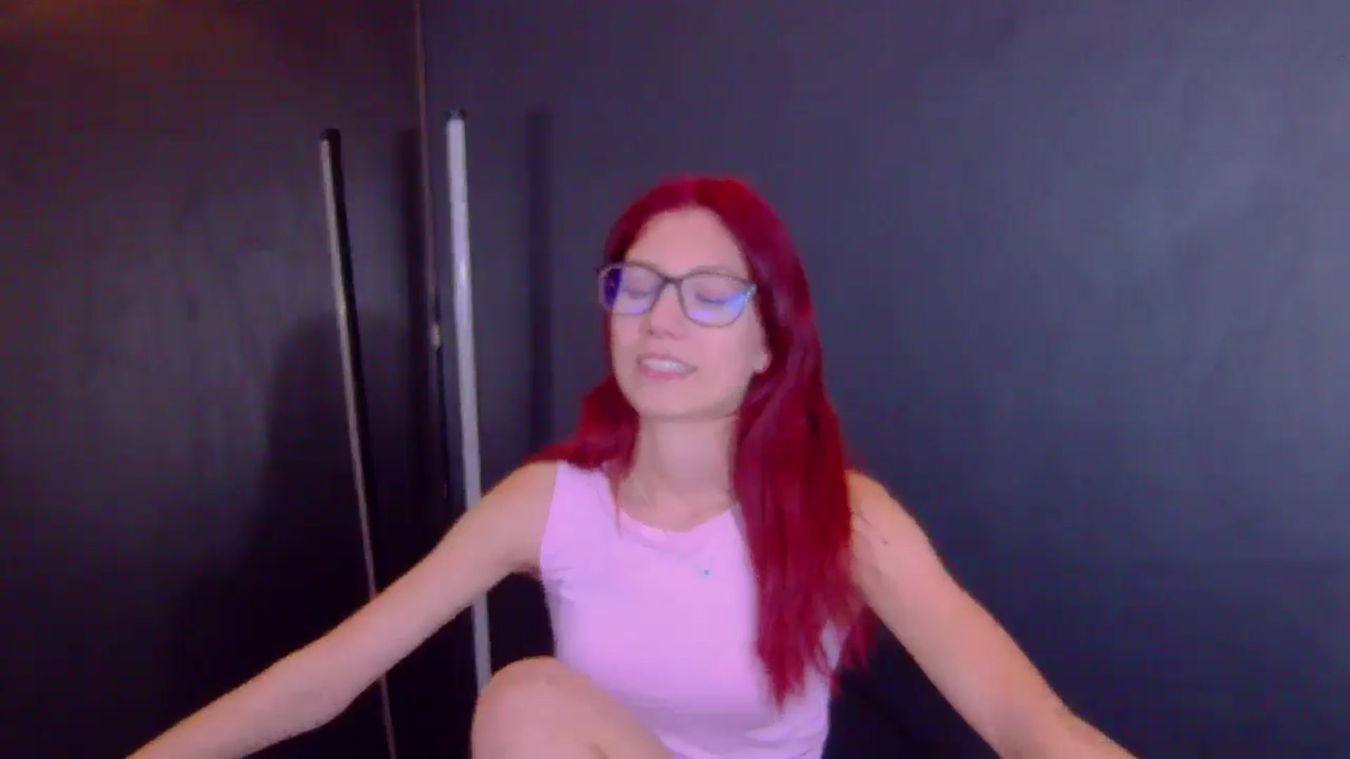 Gallery image thumbnail from Yasemina's myfreecams stream on, 07/07/2025, 02:25 image 4 of 20