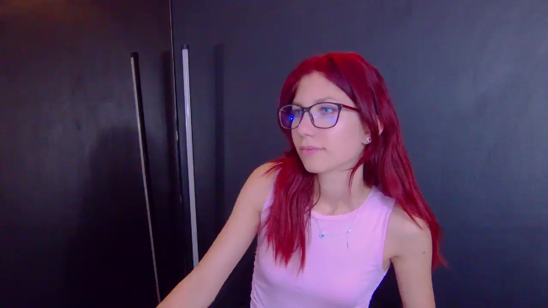 Gallery image thumbnail from Yasemina's myfreecams stream on, 07/07/2025, 02:25 image 13 of 20