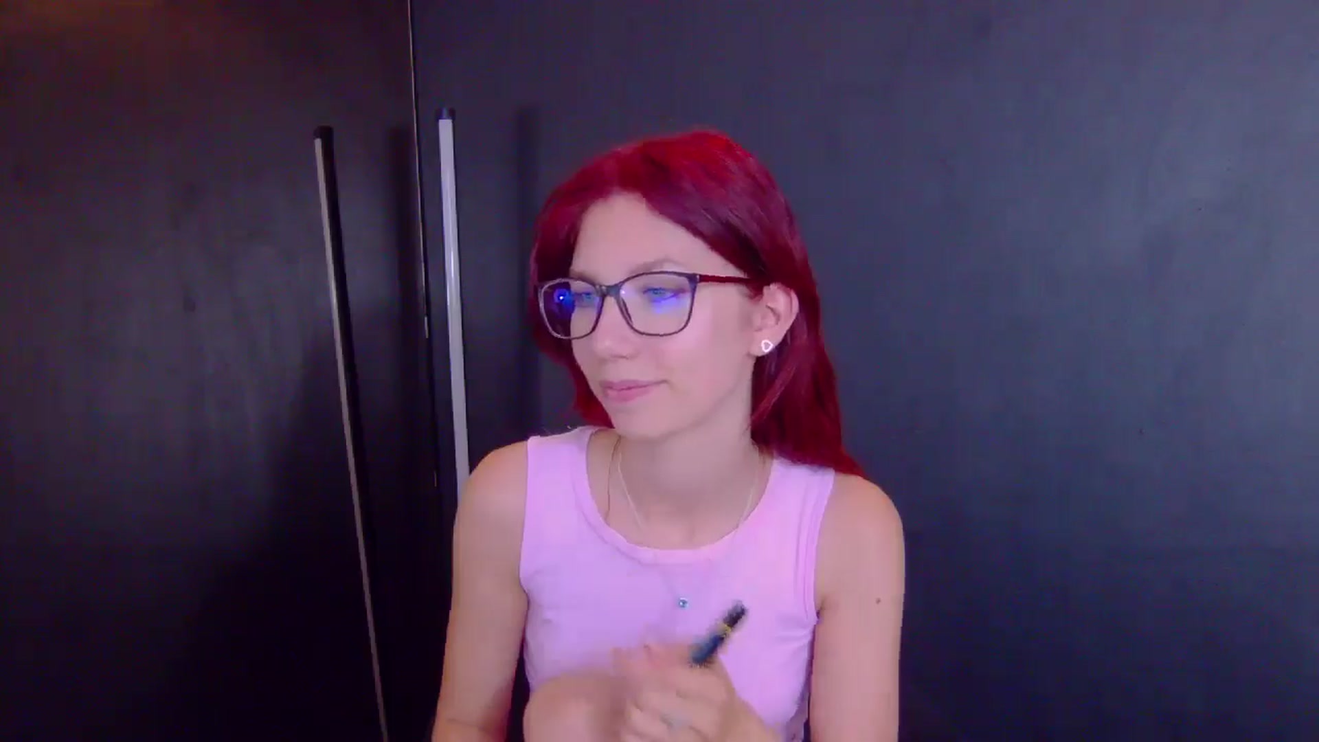 Gallery image thumbnail from Yasemina's myfreecams stream on, 07/07/2025, 02:25 image 2 of 20