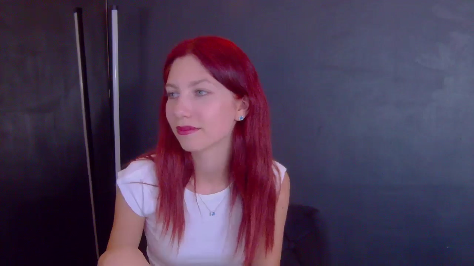 Gallery image thumbnail from Yasemina's myfreecams stream on, 07/22/2025, 17:17 image 17 of 20