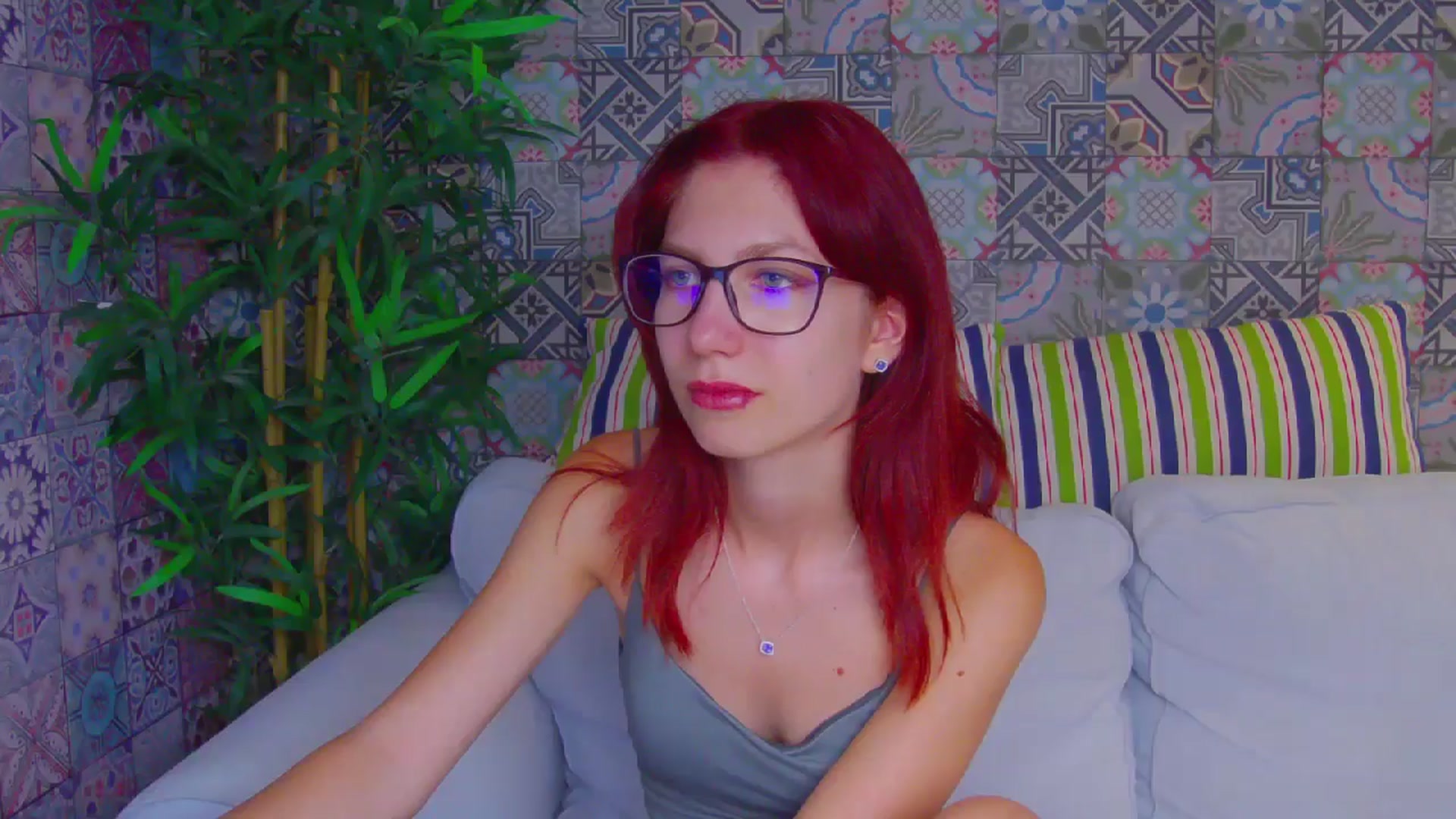 Gallery image thumbnail from Yasemina's myfreecams stream on, 07/28/2025, 18:56 image 3 of 20