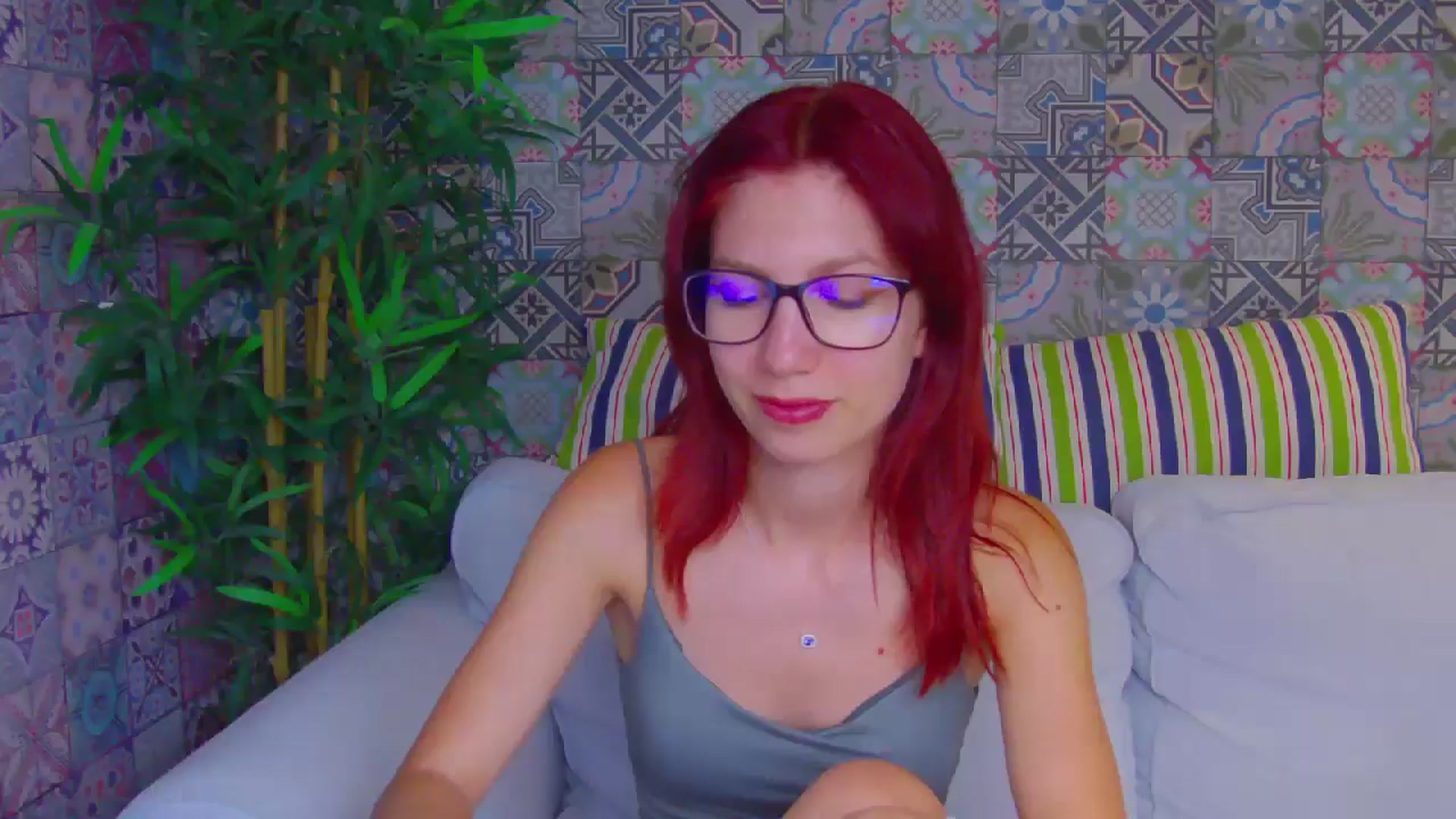 Gallery image thumbnail from Yasemina's myfreecams stream on, 07/28/2025, 18:56 image 6 of 20