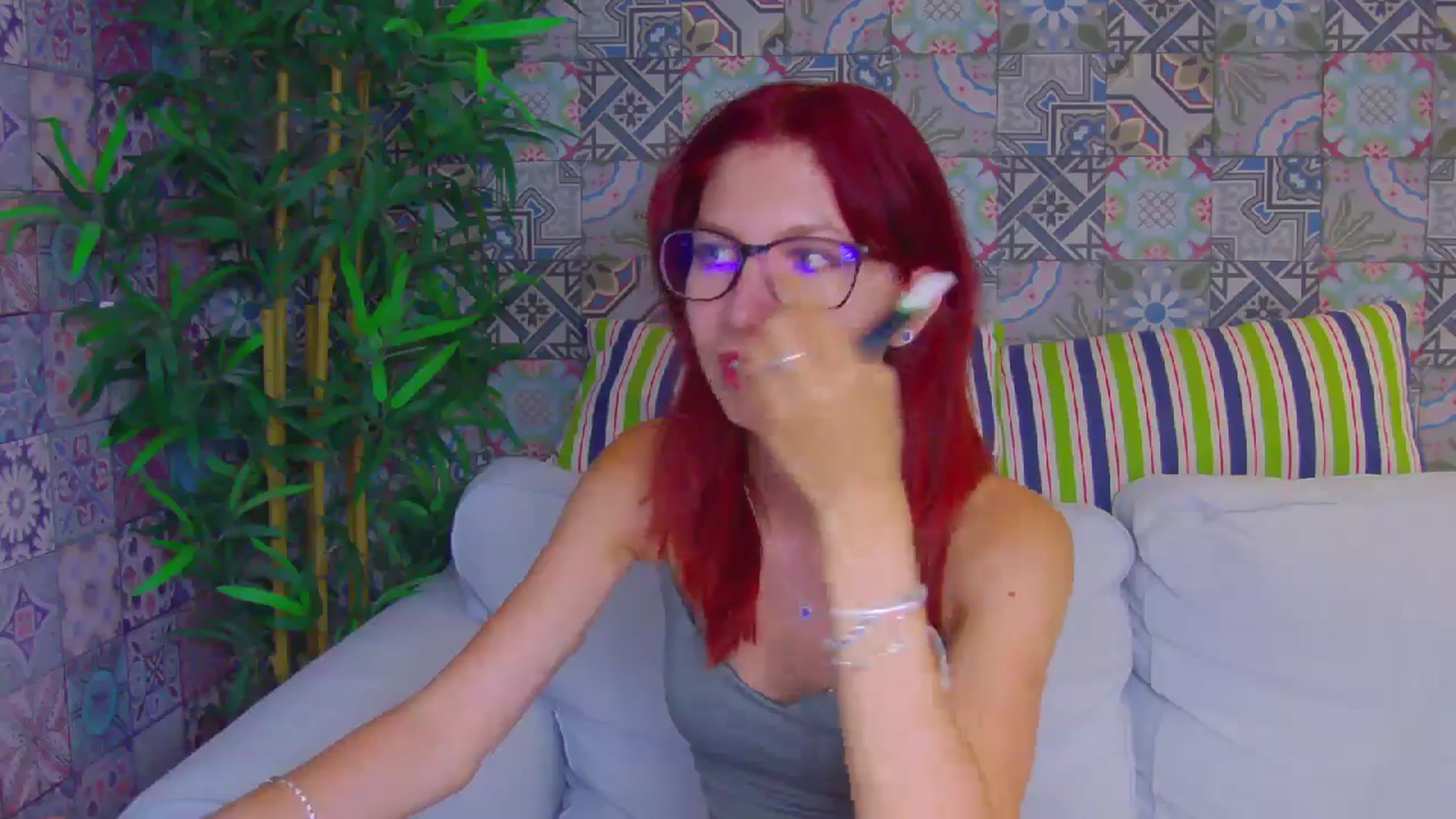 Gallery image thumbnail from Yasemina's myfreecams stream on, 07/28/2025, 18:56 image 14 of 20