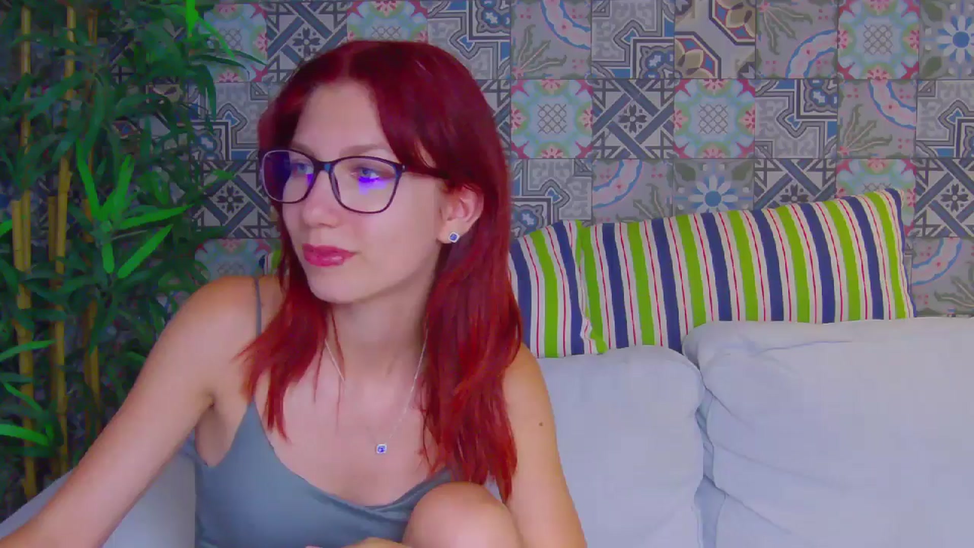 Gallery image thumbnail from Yasemina's myfreecams stream on, 07/28/2025, 19:23 image 16 of 20