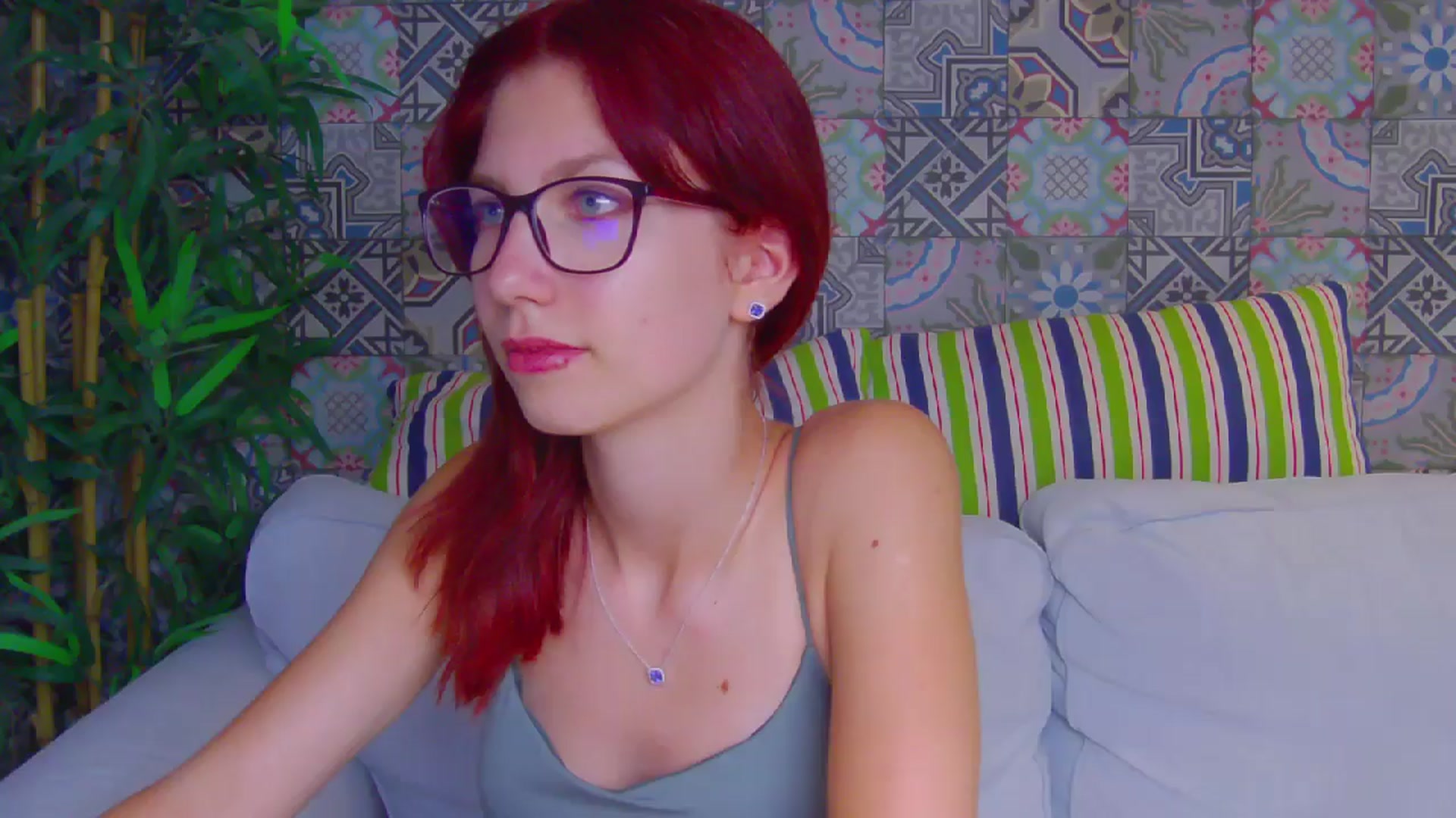 Gallery image thumbnail from Yasemina's myfreecams stream on, 07/28/2025, 19:23 image 18 of 20