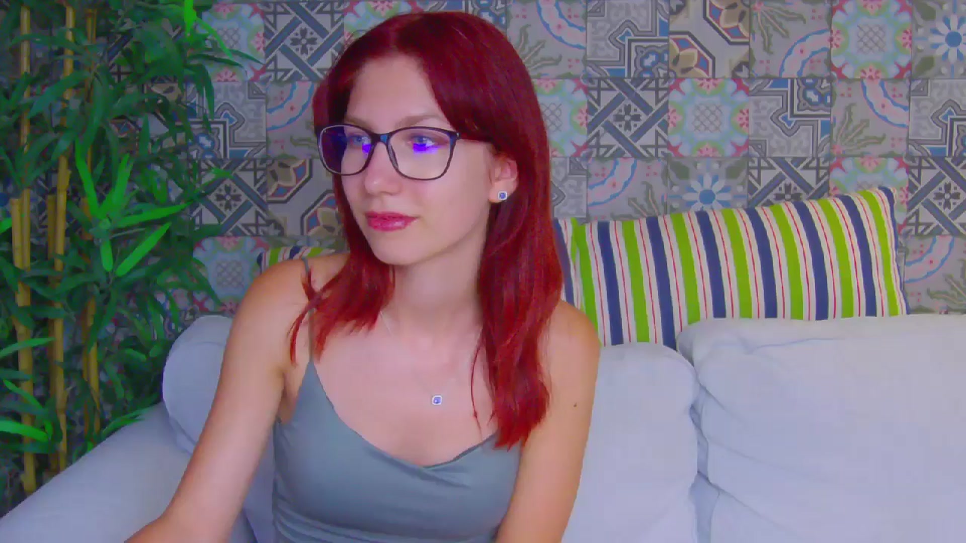 Gallery image thumbnail from Yasemina's myfreecams stream on, 07/28/2025, 19:23 image 13 of 20