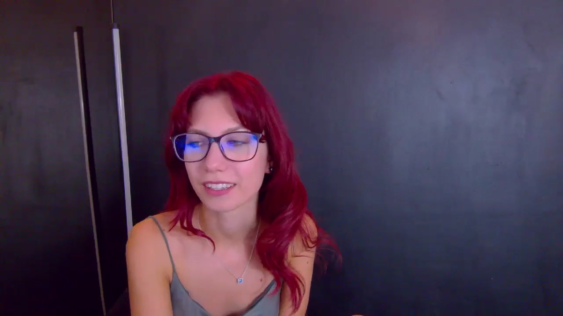 Gallery image thumbnail from Yasemina's myfreecams stream on, 10/18/2025, 01:02 image 7 of 20