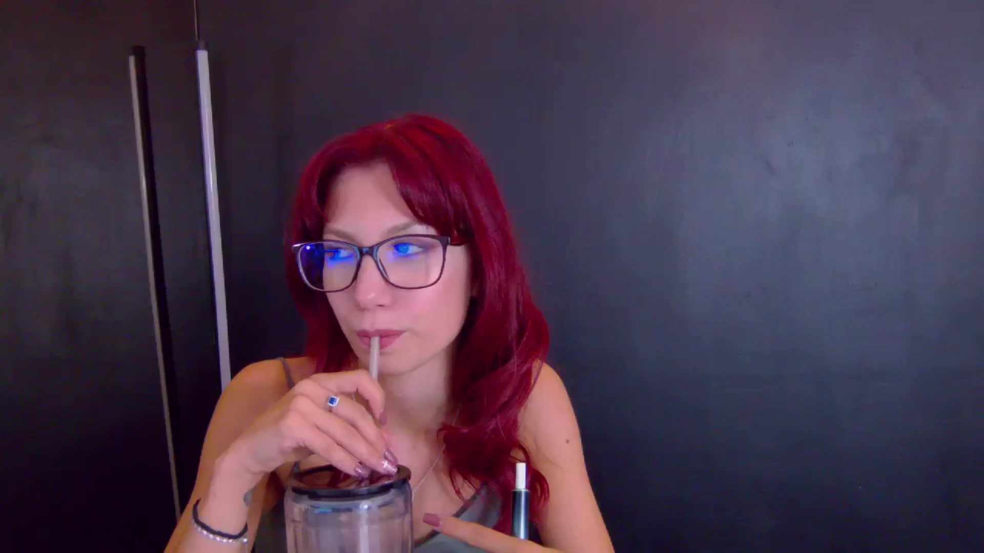 Gallery image thumbnail from Yasemina's myfreecams stream on, 10/18/2025, 01:02 image 5 of 20