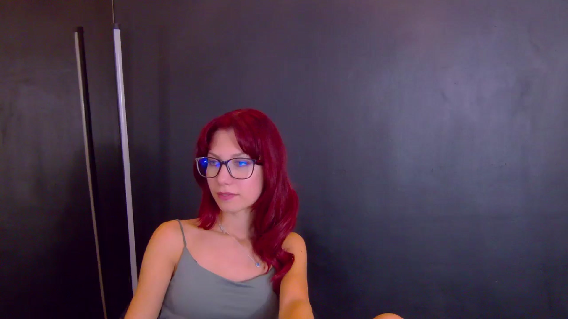 Gallery image thumbnail from Yasemina's myfreecams stream on, 10/18/2025, 01:02 image 18 of 20