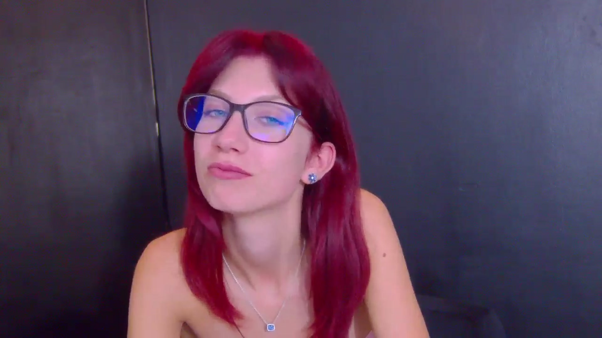 Gallery image thumbnail from Yasemina's myfreecams stream on, 10/27/2025, 24:19 image 7 of 20