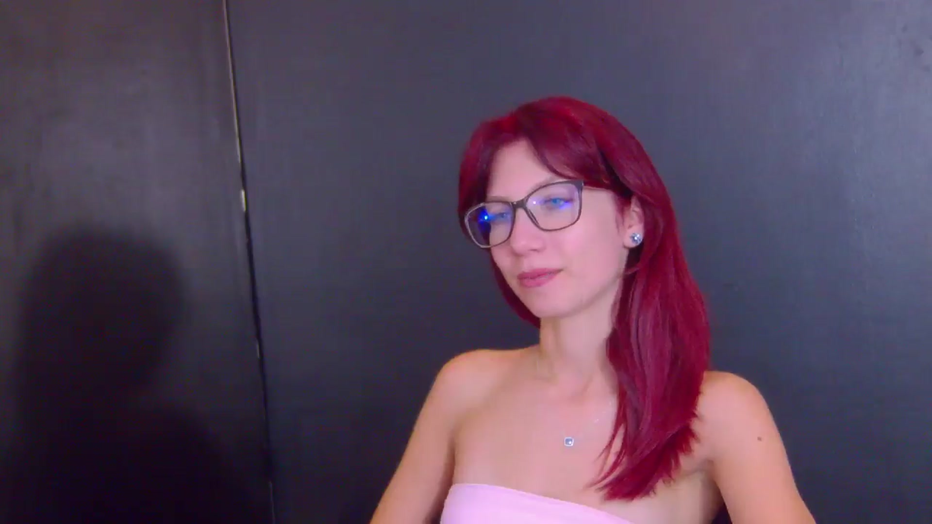 Gallery image thumbnail from Yasemina's myfreecams stream on, 10/27/2025, 24:19 image 9 of 20