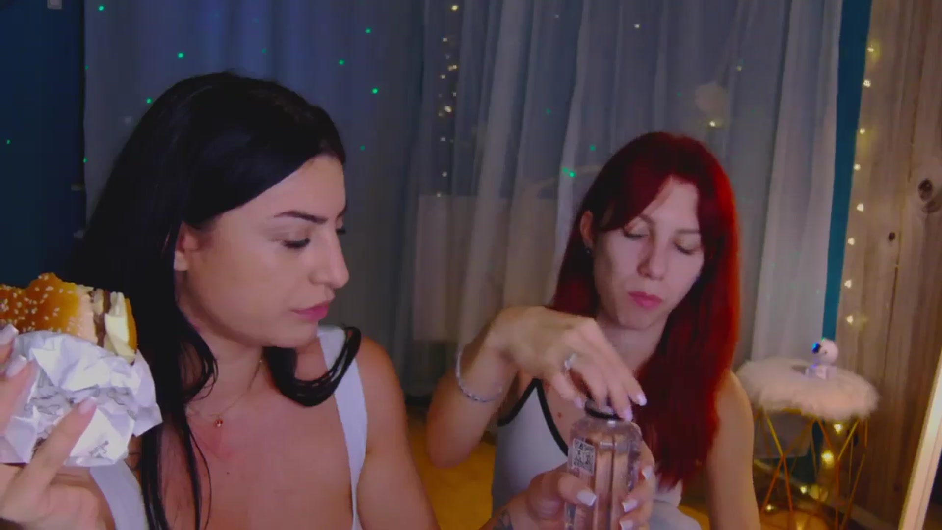 Gallery image thumbnail from Yasemina's myfreecams stream on, 12/02/2025, 02:24 image 16 of 20