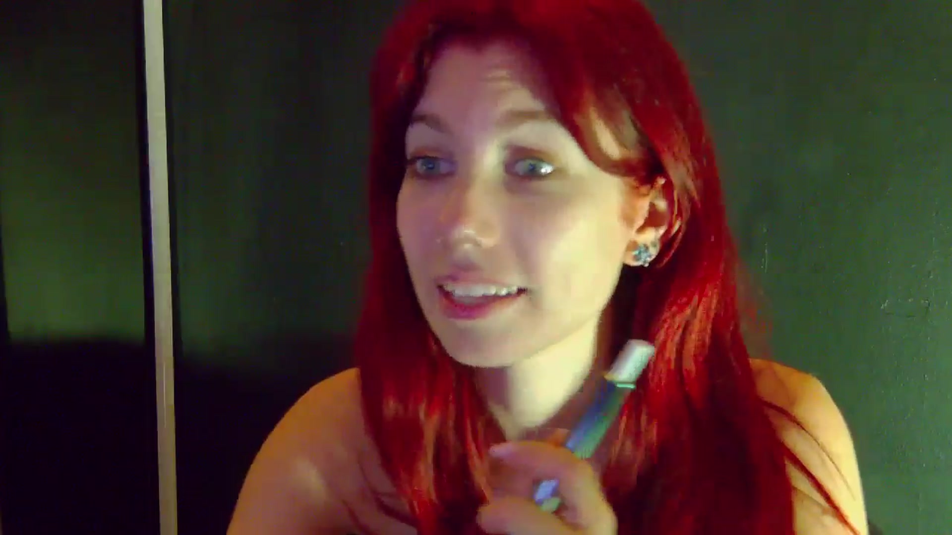 Gallery image thumbnail from Yasemina's myfreecams stream on, 12/08/2025, 02:57 image 3 of 20