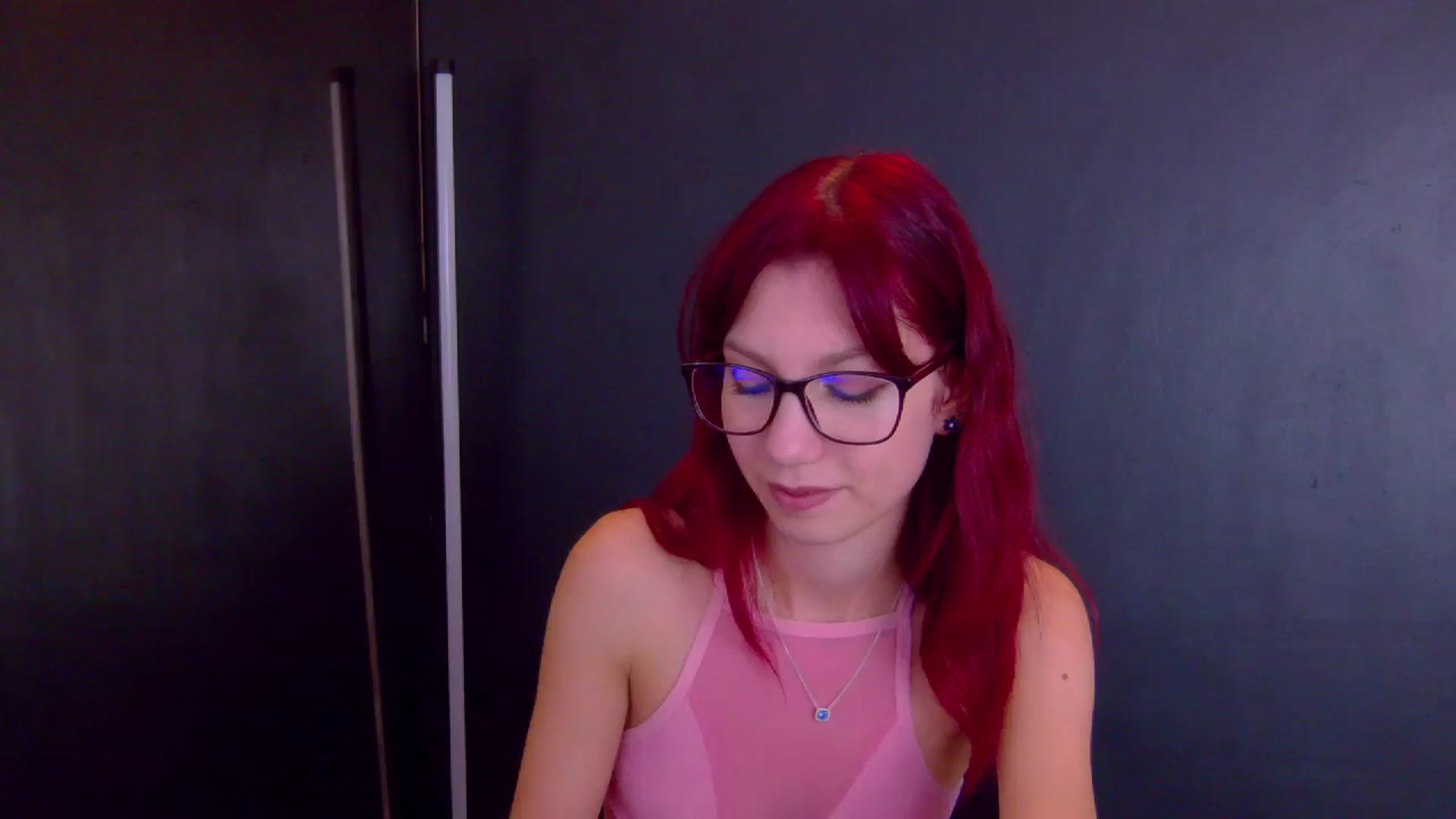 Gallery image thumbnail from Yasemina's myfreecams stream on, 12/17/2025, 24:06 image 9 of 20
