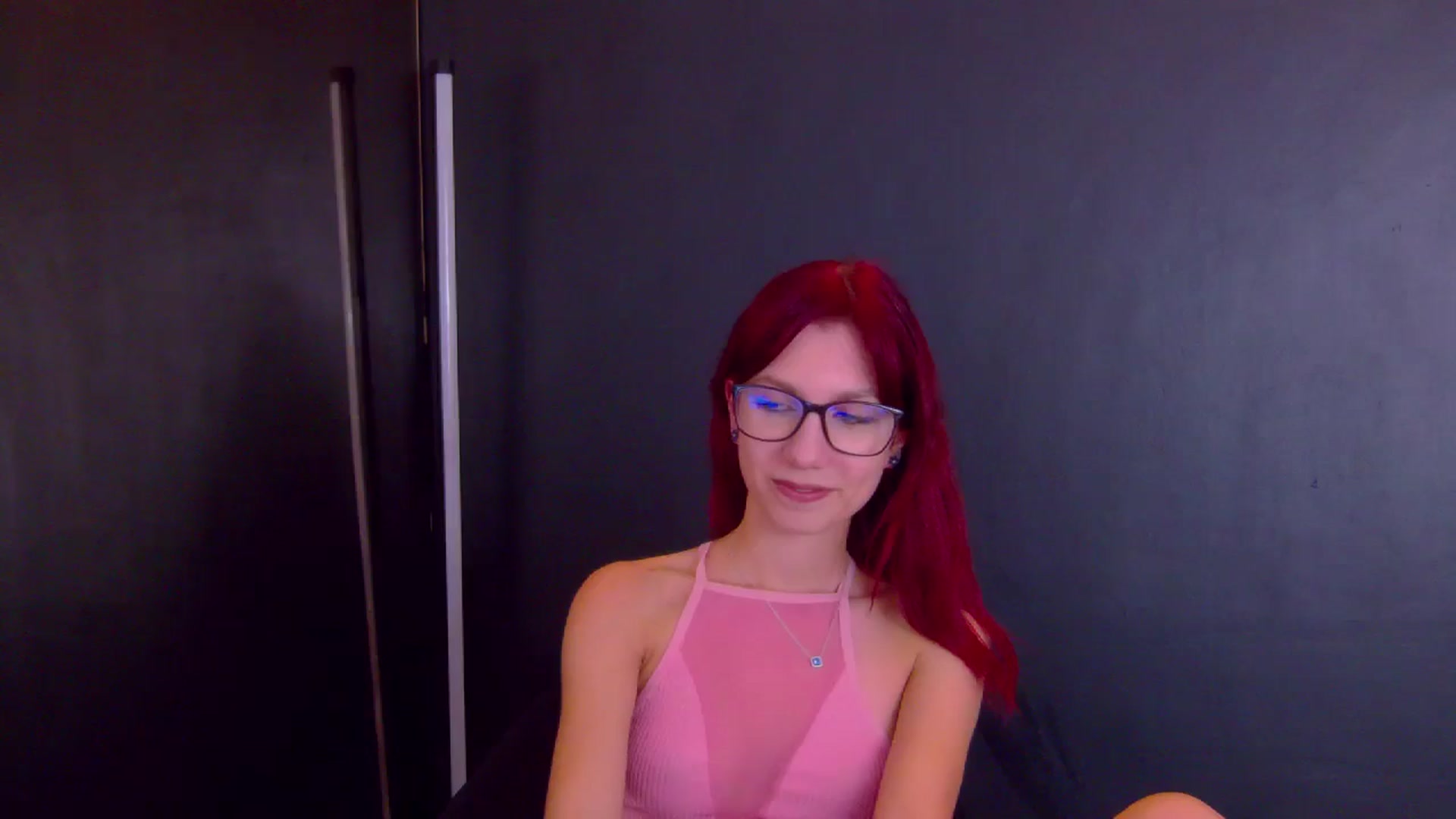 Gallery image thumbnail from Yasemina's myfreecams stream on, 12/17/2025, 24:06 image 7 of 20