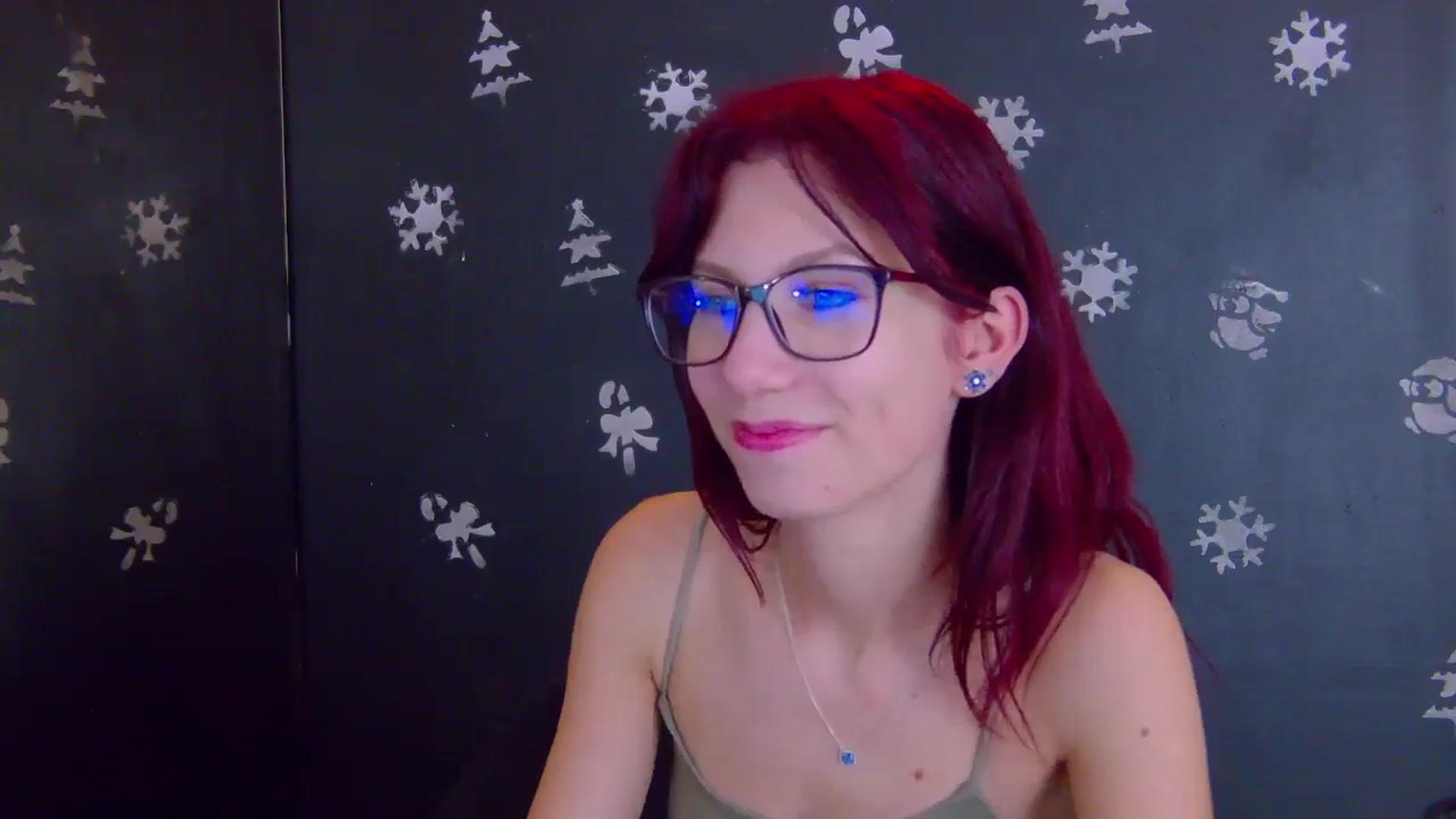 Gallery image thumbnail from Yasemina's myfreecams stream on, 12/30/2025, 01:27 image 18 of 20