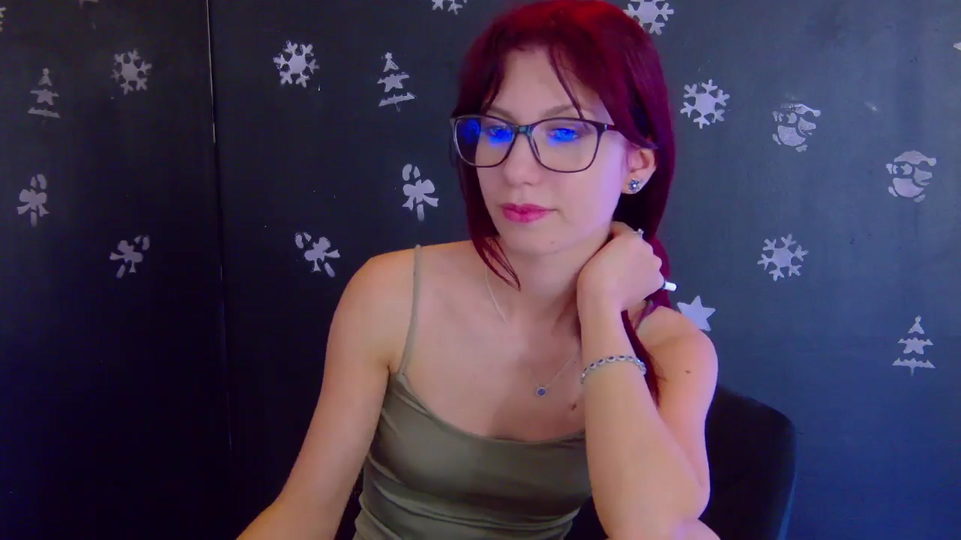 Gallery image thumbnail from Yasemina's myfreecams stream on, 12/30/2025, 01:27 image 8 of 20