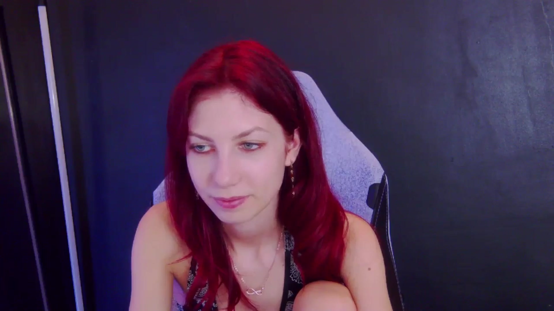 Gallery image thumbnail from Yasemina's myfreecams stream on, 03/16/2026, 03:43 image 16 of 20