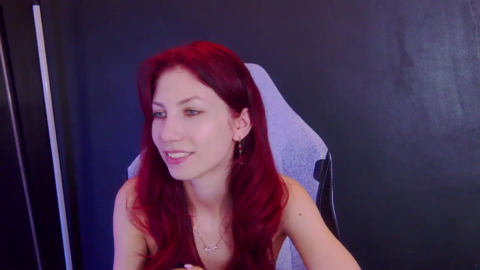 Gallery image thumbnail from Yasemina's myfreecams stream on, 03/16/2026, 03:43 image 11 of 20