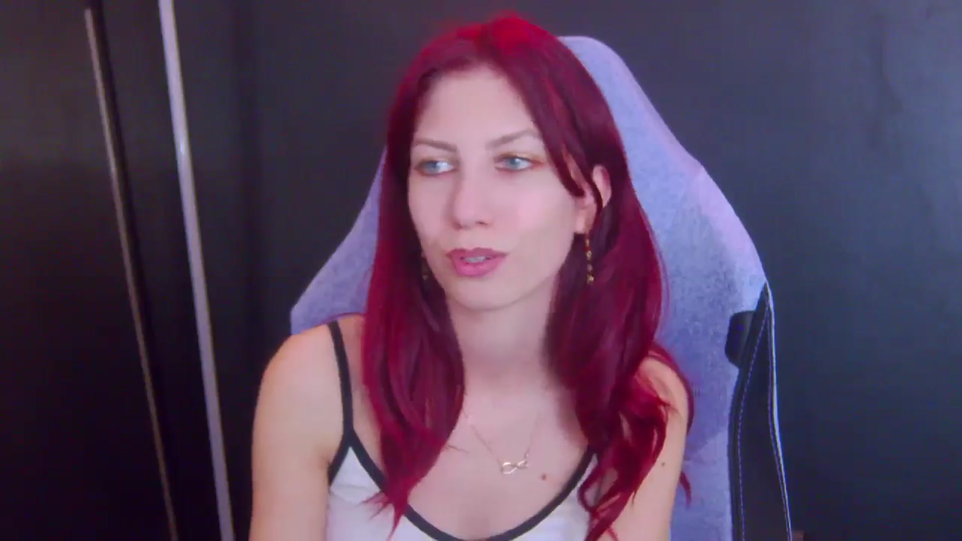 Gallery image thumbnail from Yasemina's myfreecams stream on, 03/17/2026, 03:15 image 12 of 20