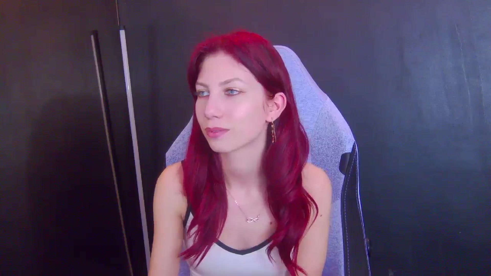 Gallery image thumbnail from Yasemina's myfreecams stream on, 03/17/2026, 03:15 image 15 of 20