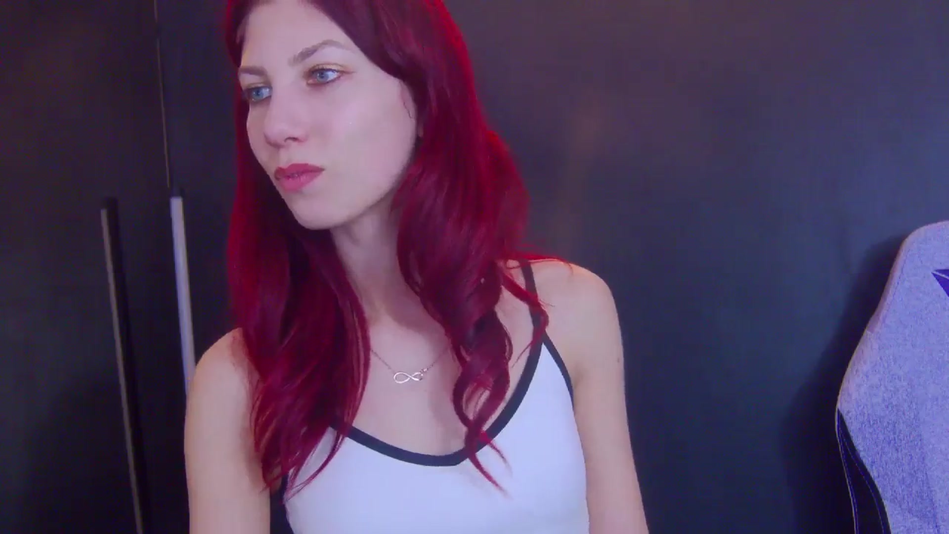 Gallery image thumbnail from Yasemina's myfreecams stream on, 03/17/2026, 03:15 image 17 of 20