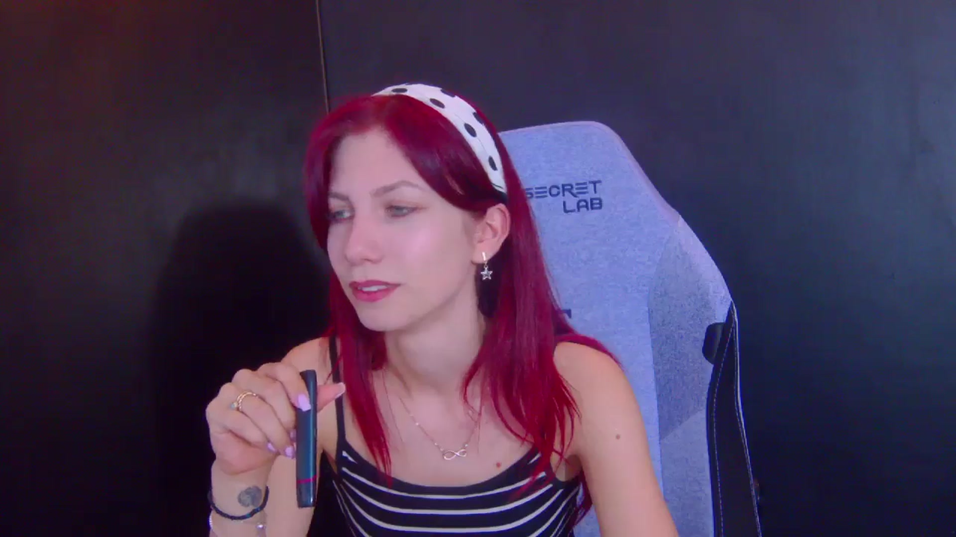 Gallery image thumbnail from Yasemina's myfreecams stream on, 03/25/2026, 02:57 image 10 of 20