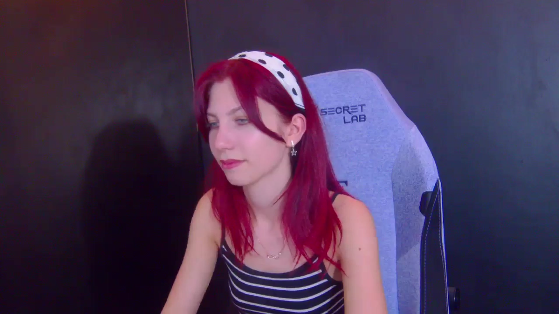 Gallery image thumbnail from Yasemina's myfreecams stream on, 03/25/2026, 02:57 image 15 of 20