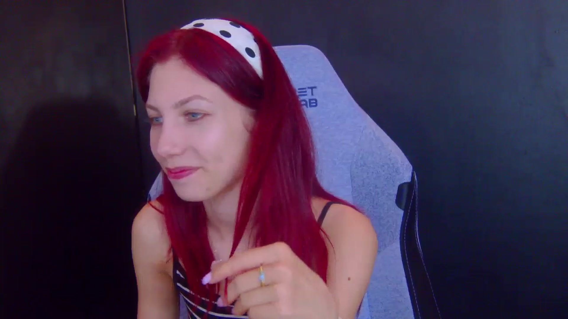 Gallery image thumbnail from Yasemina's myfreecams stream on, 03/25/2026, 05:06 image 8 of 20