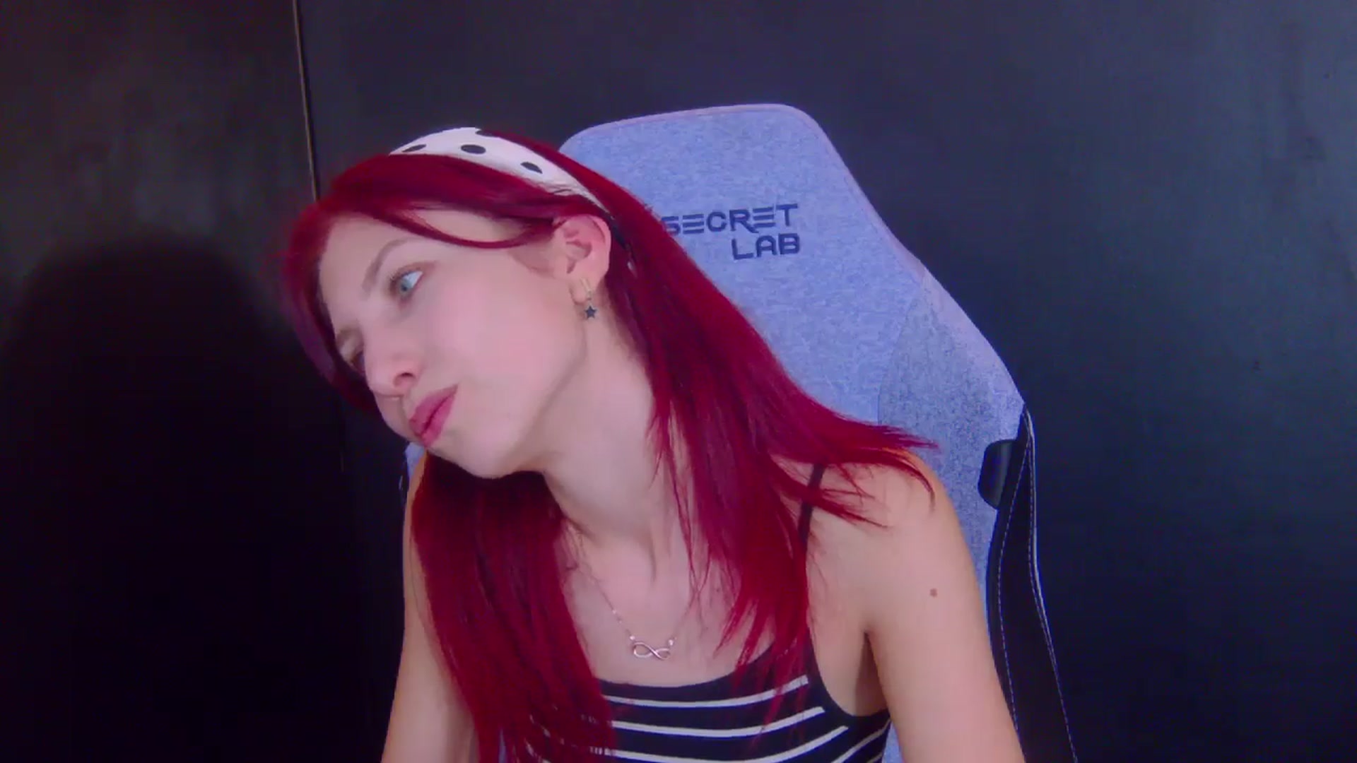 Gallery image thumbnail from Yasemina's myfreecams stream on, 03/25/2026, 05:06 image 11 of 20
