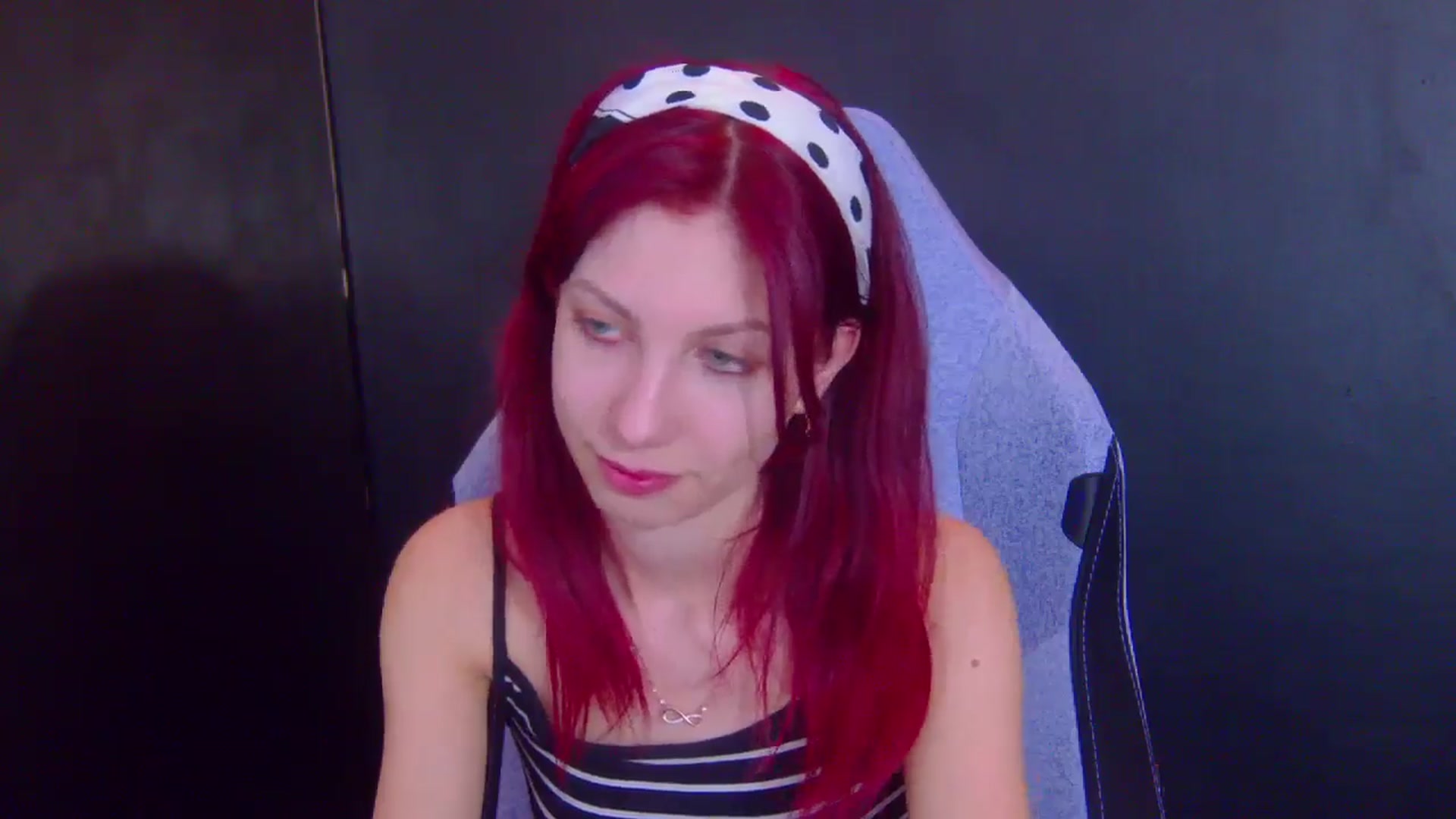 Gallery image thumbnail from Yasemina's myfreecams stream on, 03/25/2026, 05:06 image 9 of 20