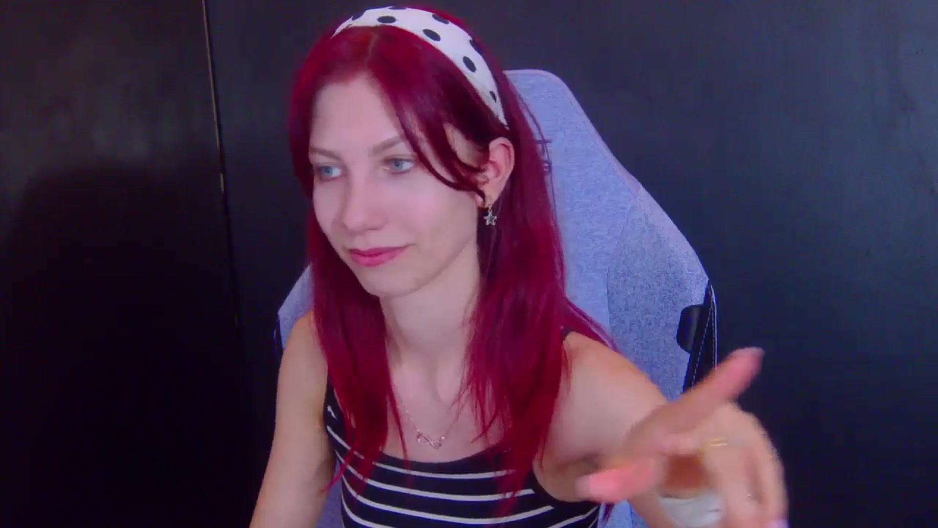 Gallery image thumbnail from Yasemina's myfreecams stream on, 03/25/2026, 05:06 image 14 of 20