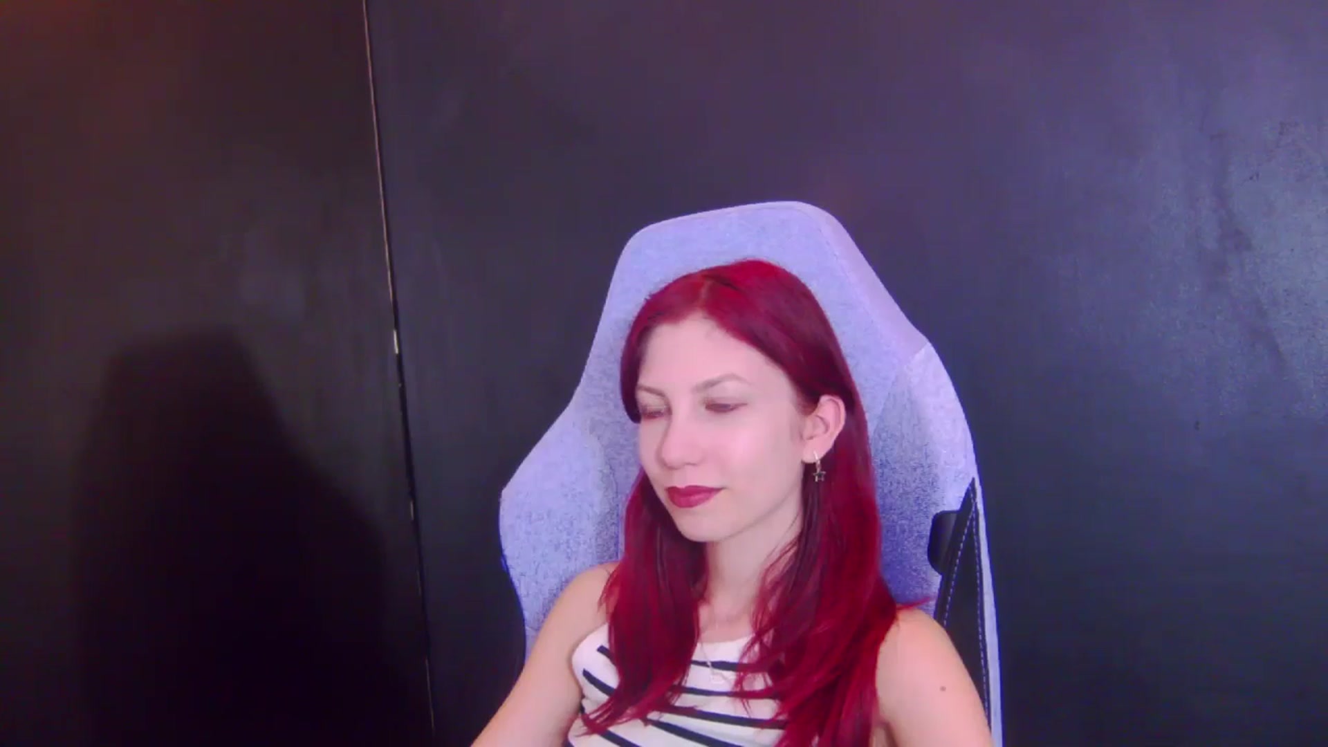Gallery image thumbnail from Yasemina's myfreecams stream on, 03/26/2026, 04:53 image 14 of 20