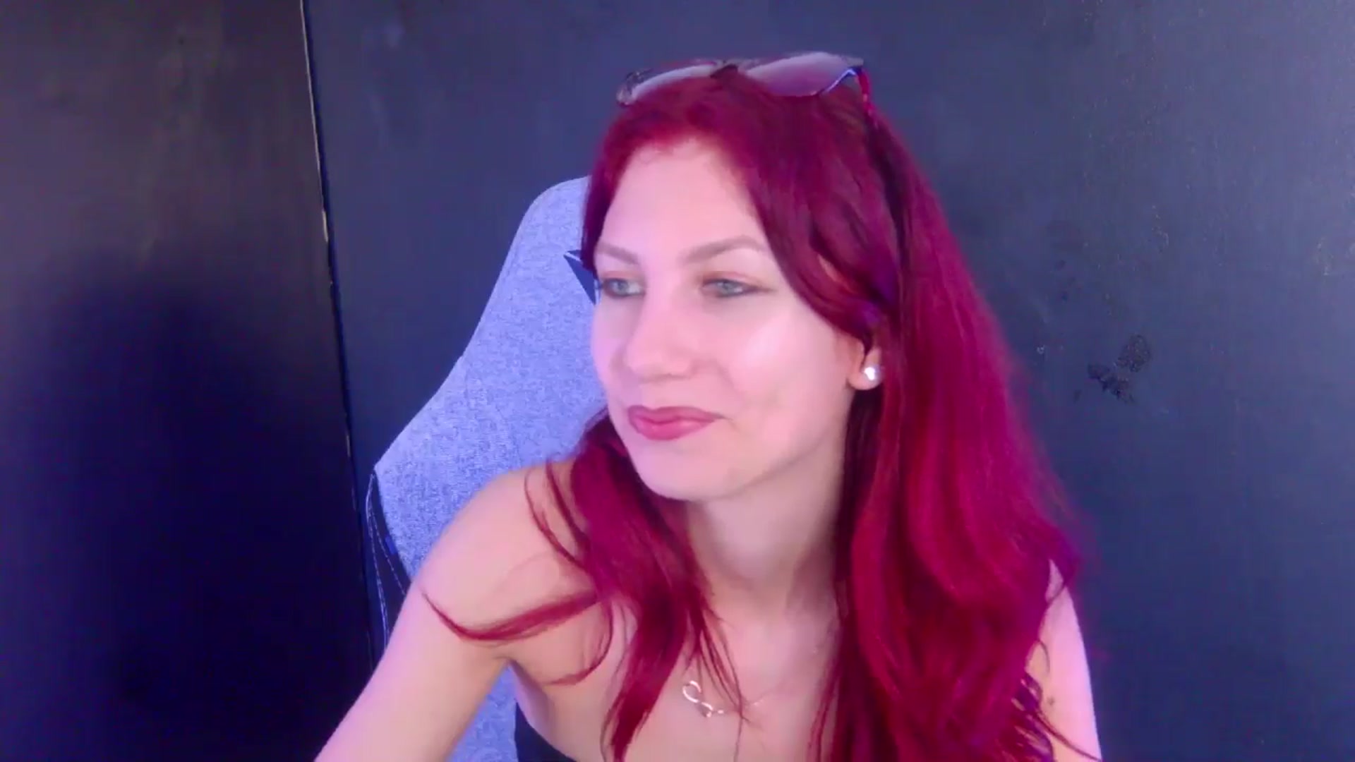 Gallery image thumbnail from Yasemina's myfreecams stream on, 04/03/2026, 04:14 image 3 of 20