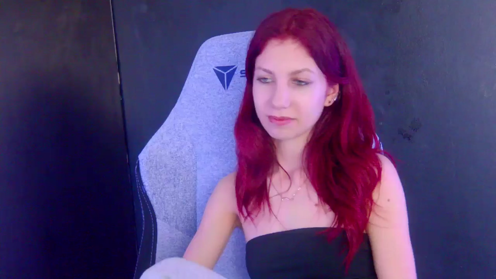 Gallery image thumbnail from Yasemina's myfreecams stream on, 04/03/2026, 04:14 image 13 of 20