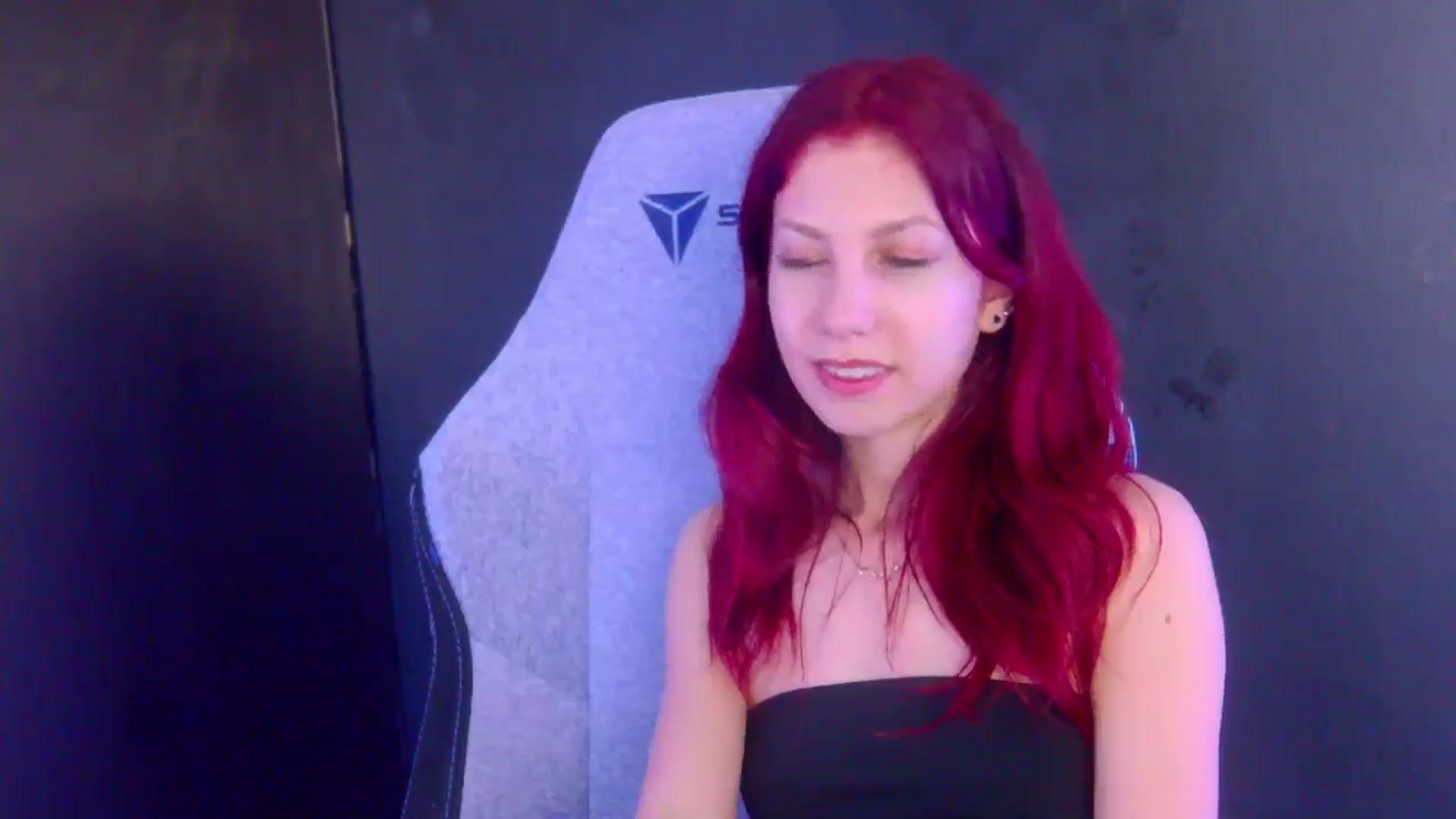 Gallery image thumbnail from Yasemina's myfreecams stream on, 04/03/2026, 04:14 image 14 of 20
