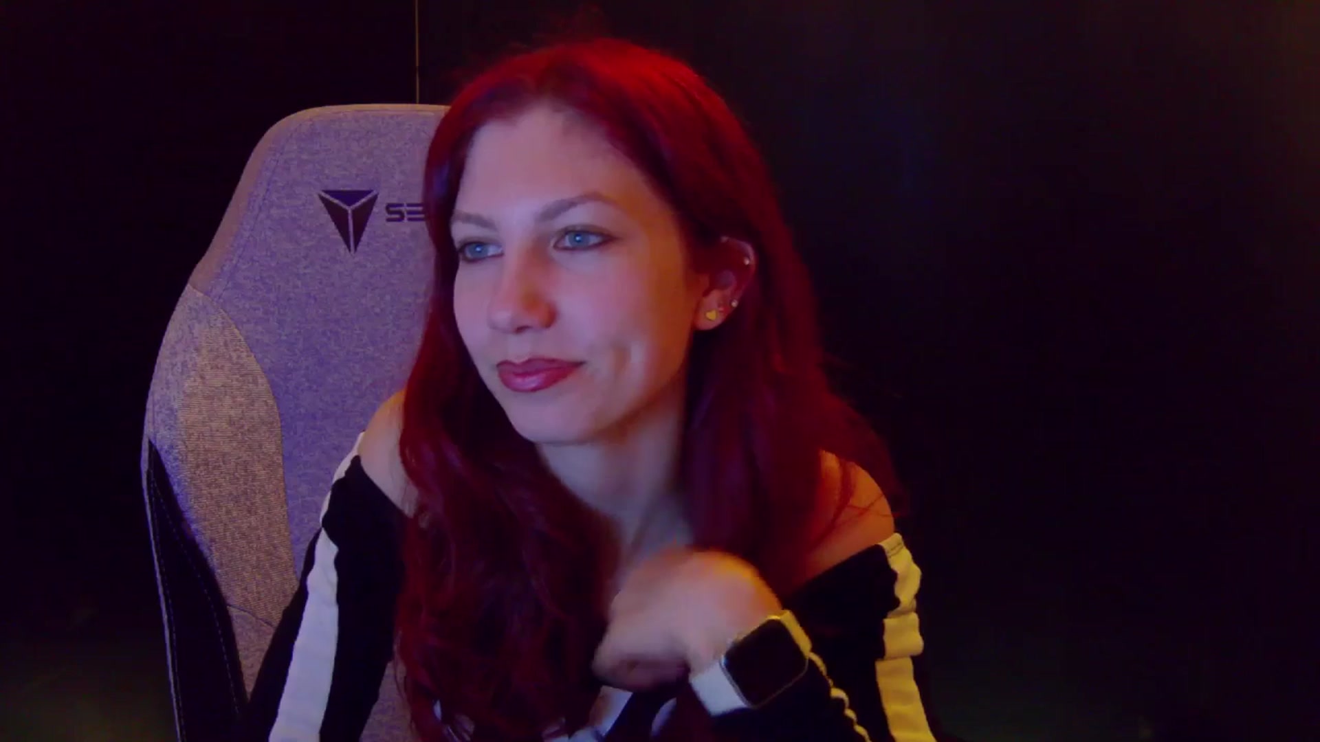 Gallery image thumbnail from Yasemina's myfreecams stream on, 04/05/2026, 23:48 image 14 of 20